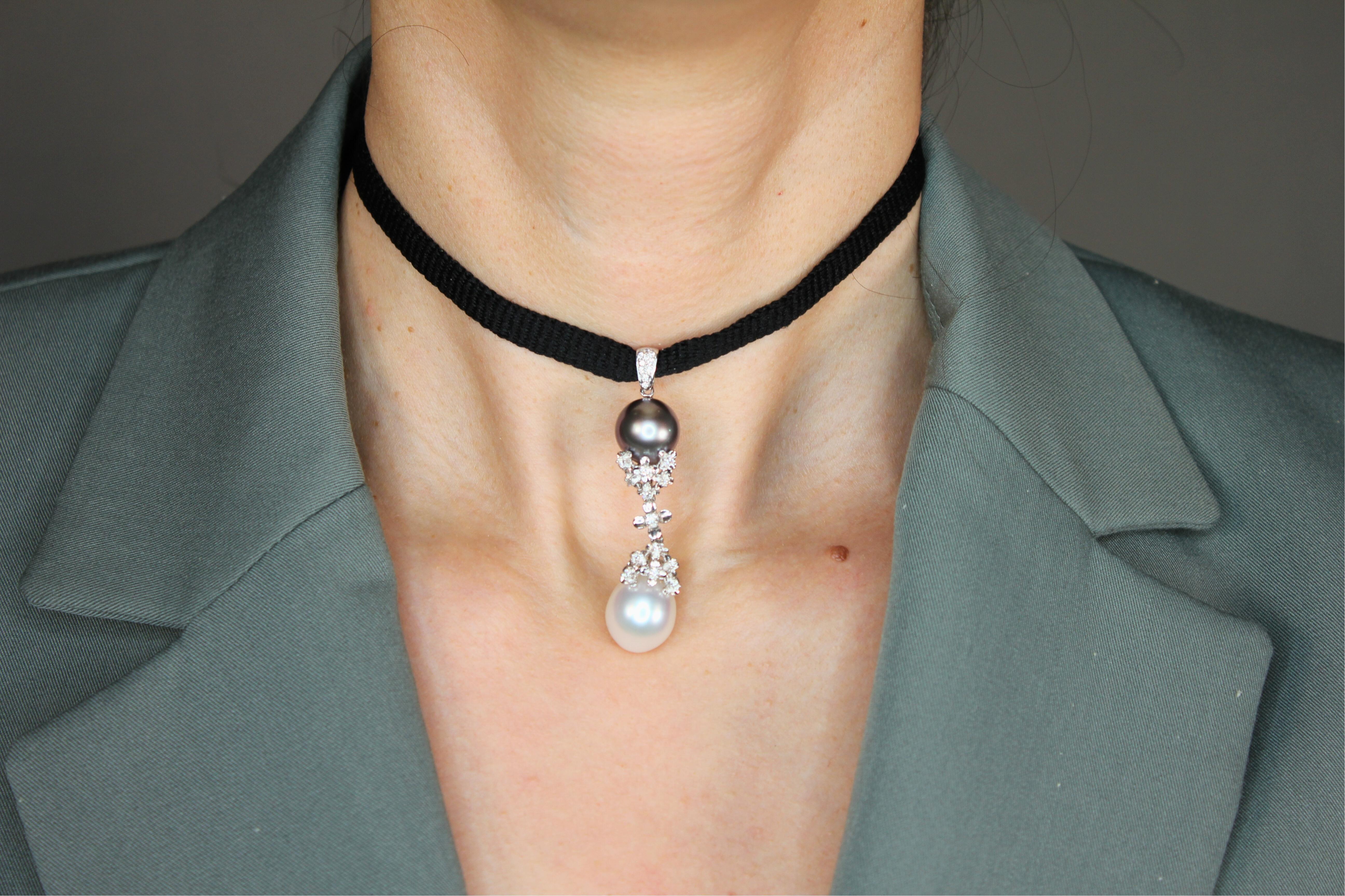 Collar Colgante Perla Blanca Gris Tahití Mar del Sur Gota de Diamantes Oro Blanco 18K en venta 2
