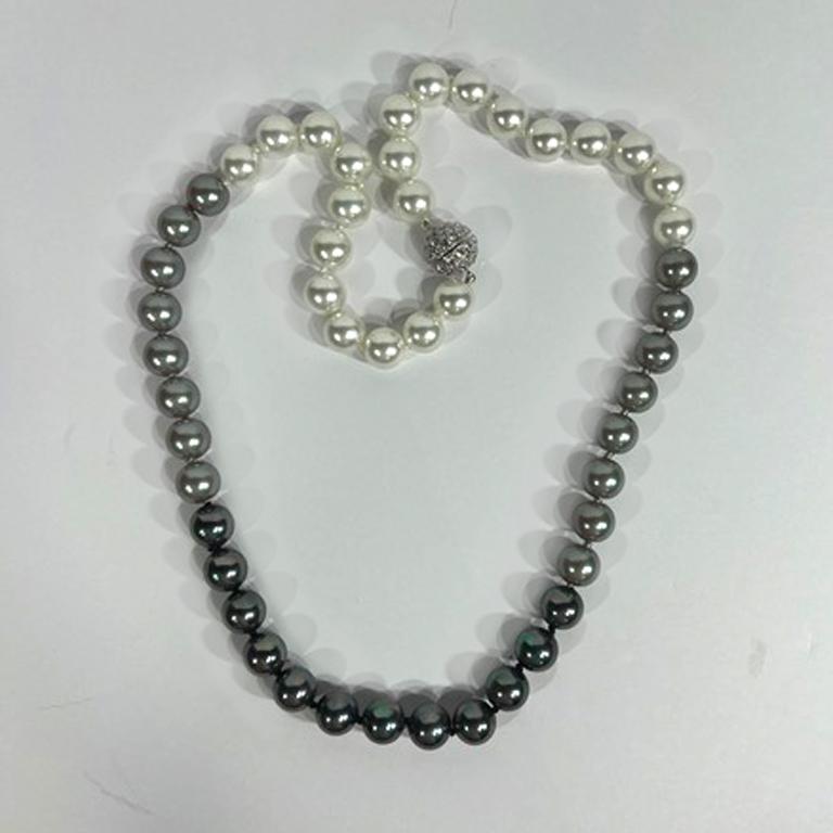 Art Deco Tahitian Handmade South Sea Costume Jewelry  Multicolor Pearl Necklace Bergdorfs For Sale