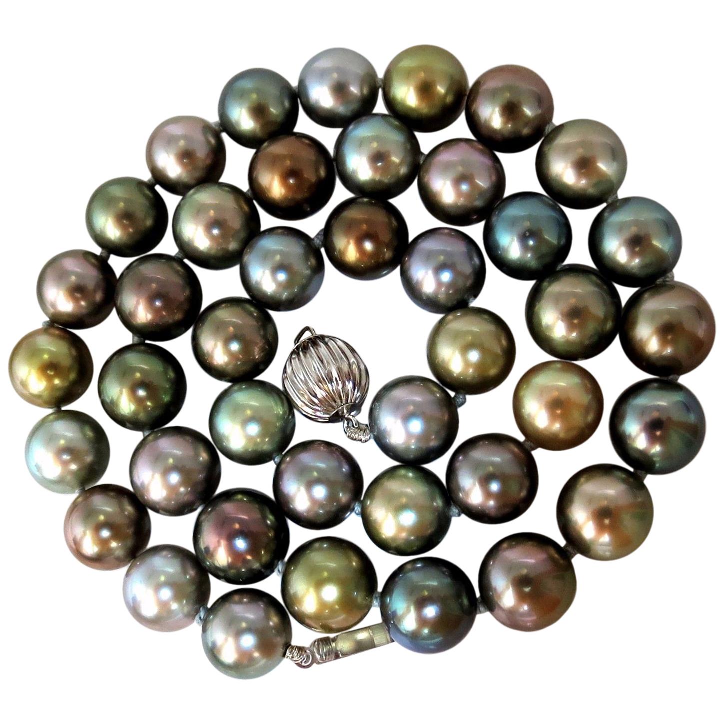 Tahitian Multicolor Natural Pearl Necklace 41 Pearls For Sale