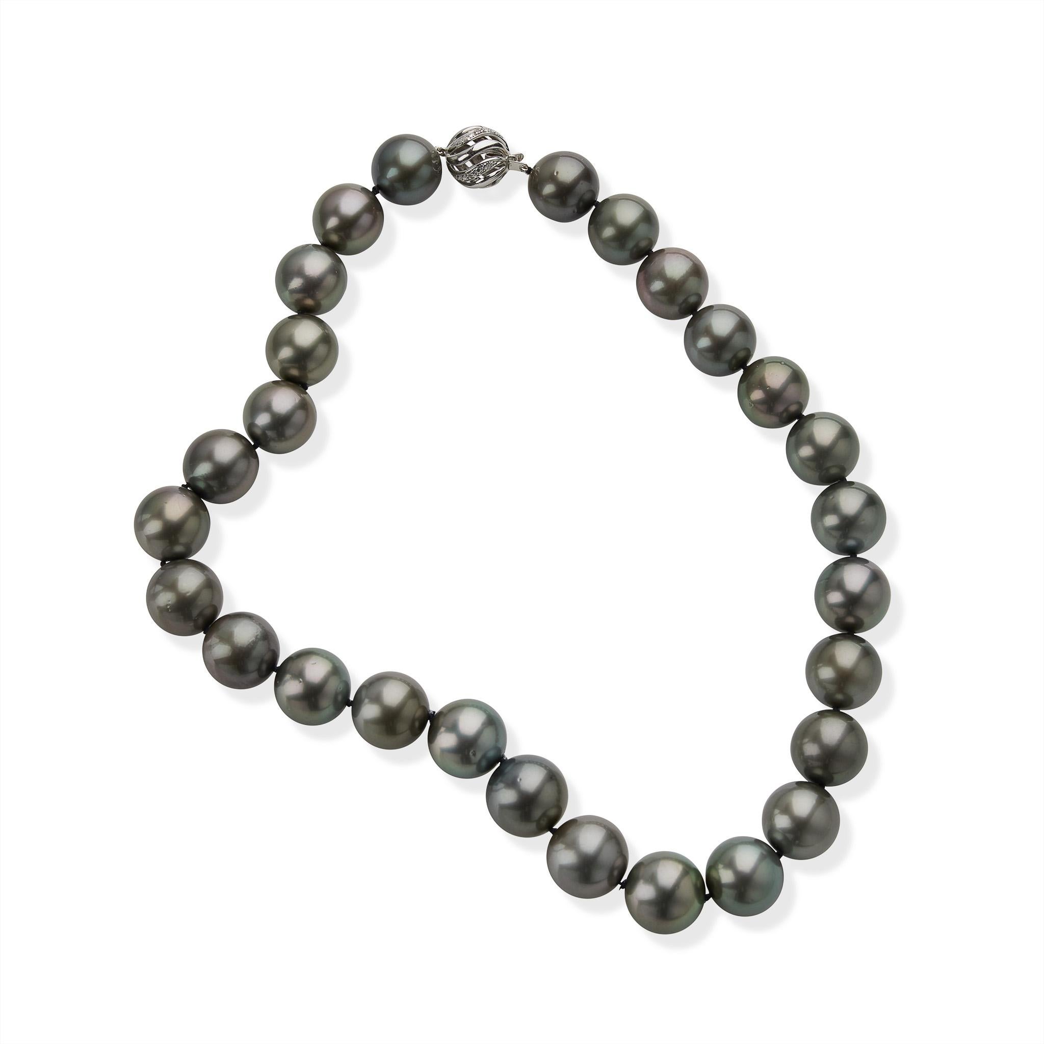 Modern Tahitian Natural Color Cultured South Sea Pearl Necklace For Sale