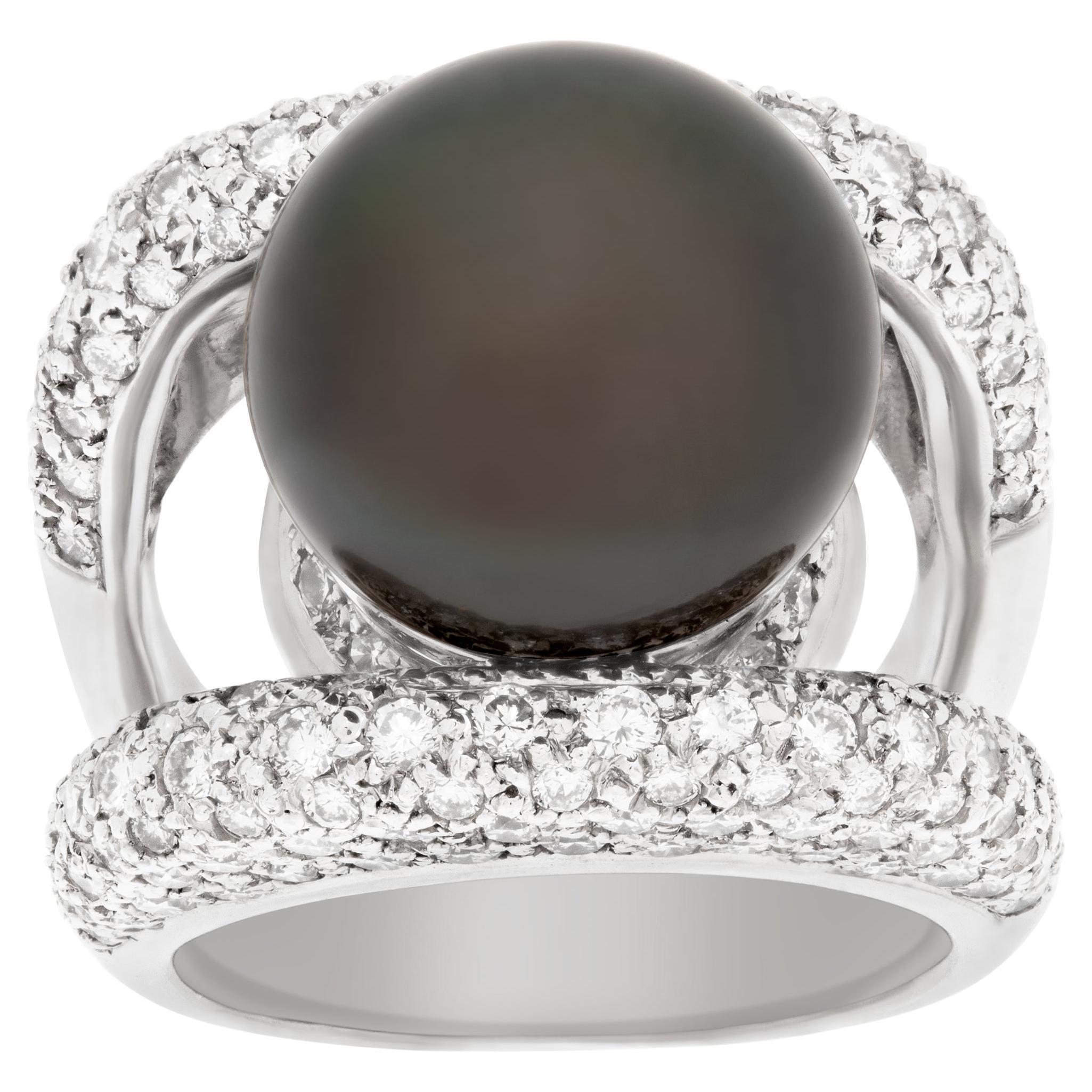 Tahitian pearl (15 x15.5mm) and 3.00 carats diamonds ring in 18k white gold For Sale