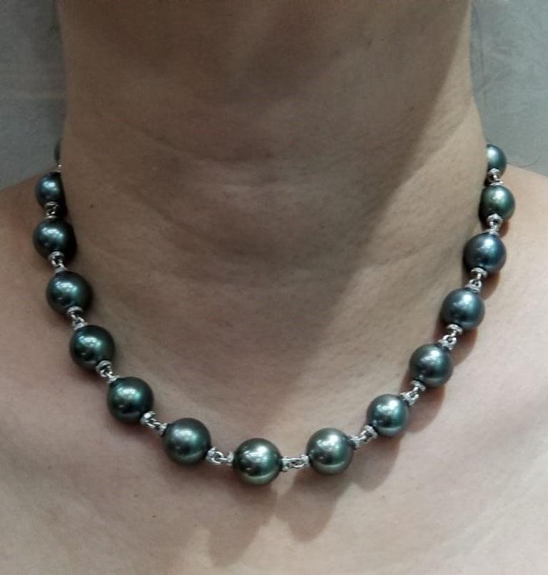 Women's Tahitian Pearl 18K Gold Diamond Rondell Necklace For Sale