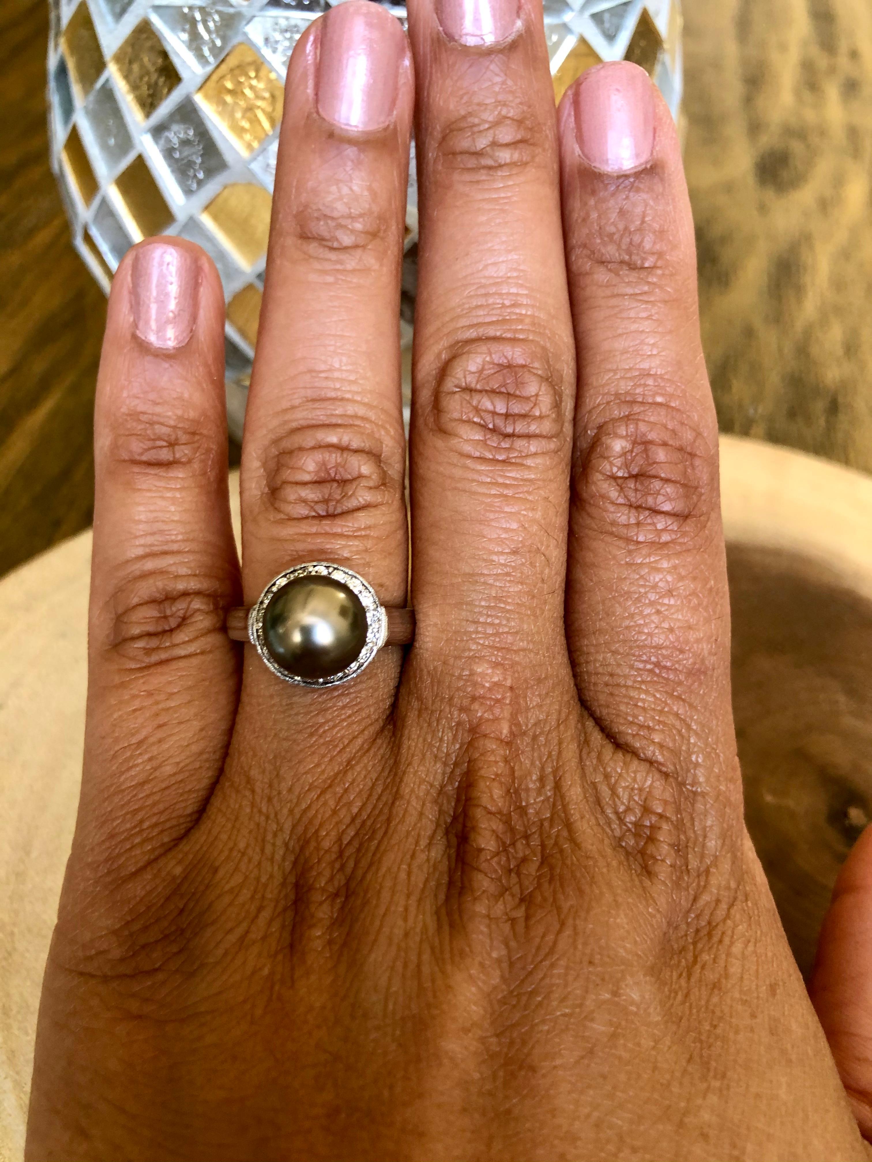 Tahitian Pearl and Diamond 14 Karat White Gold Ring For Sale 2