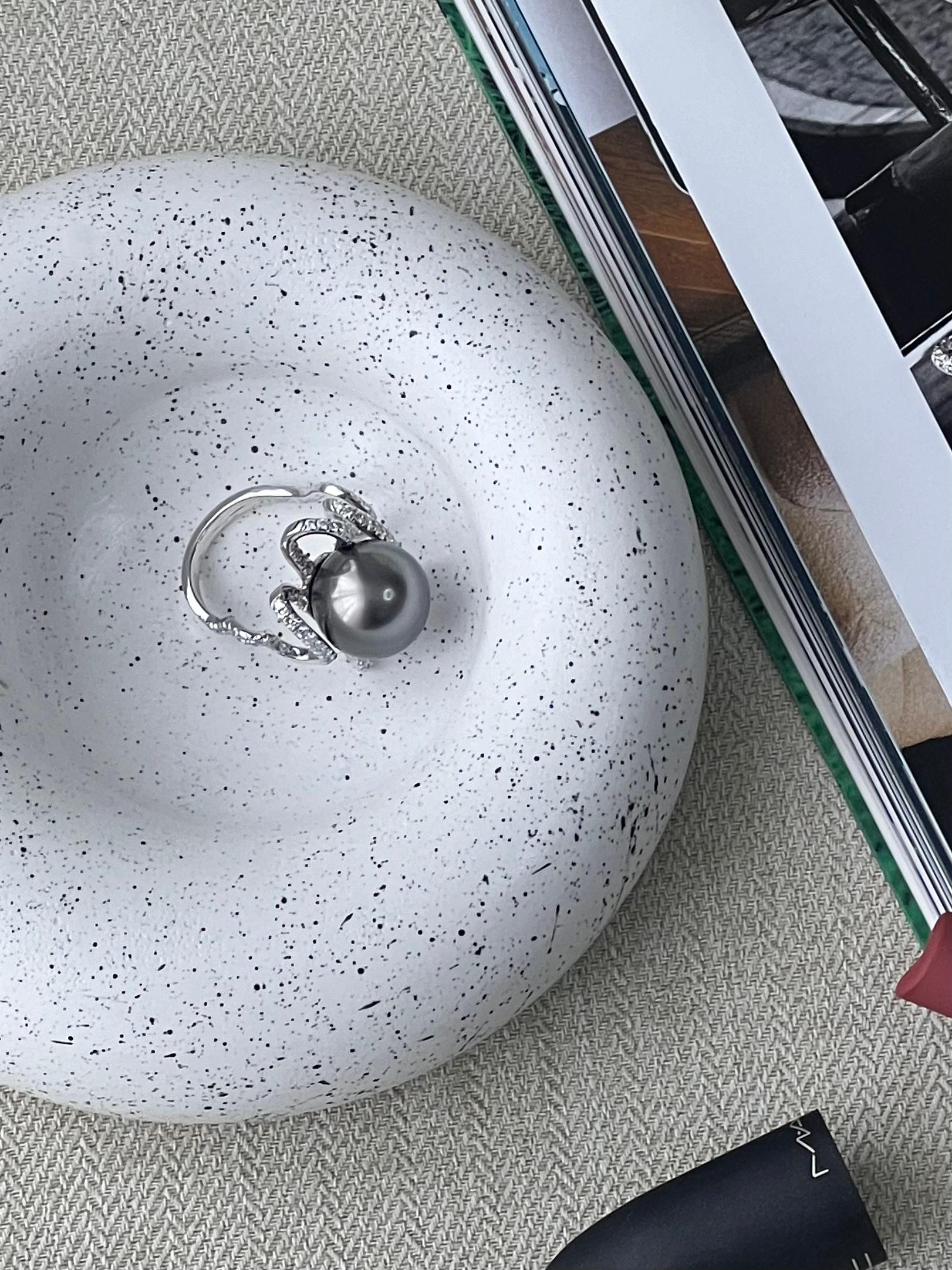 Tahitian Pearl and Diamond Ring in 18k White Gold For Sale 2