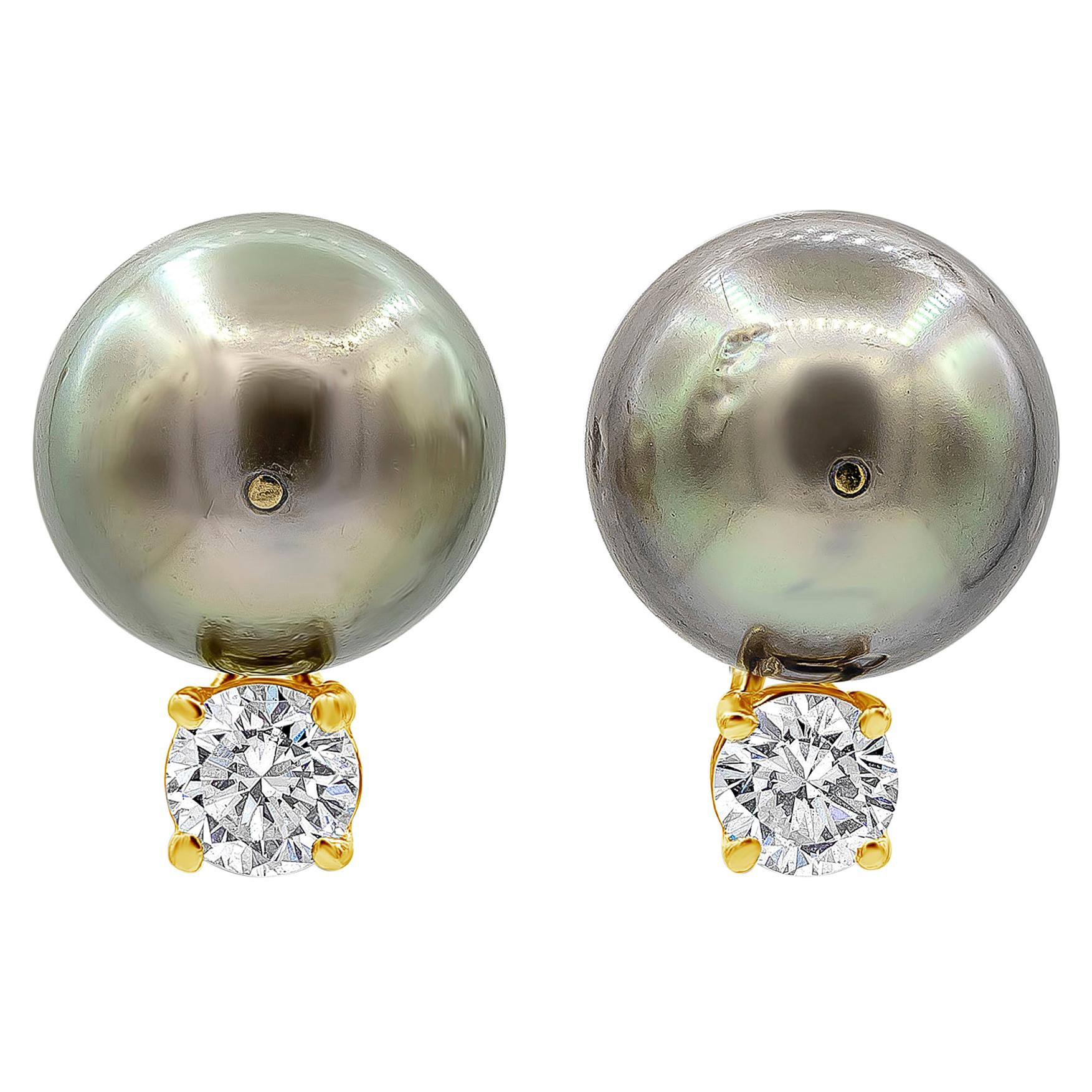 Roman Malakov 0.88 Carat Total Round Diamonds and Tahitian Pearl Earrings For Sale