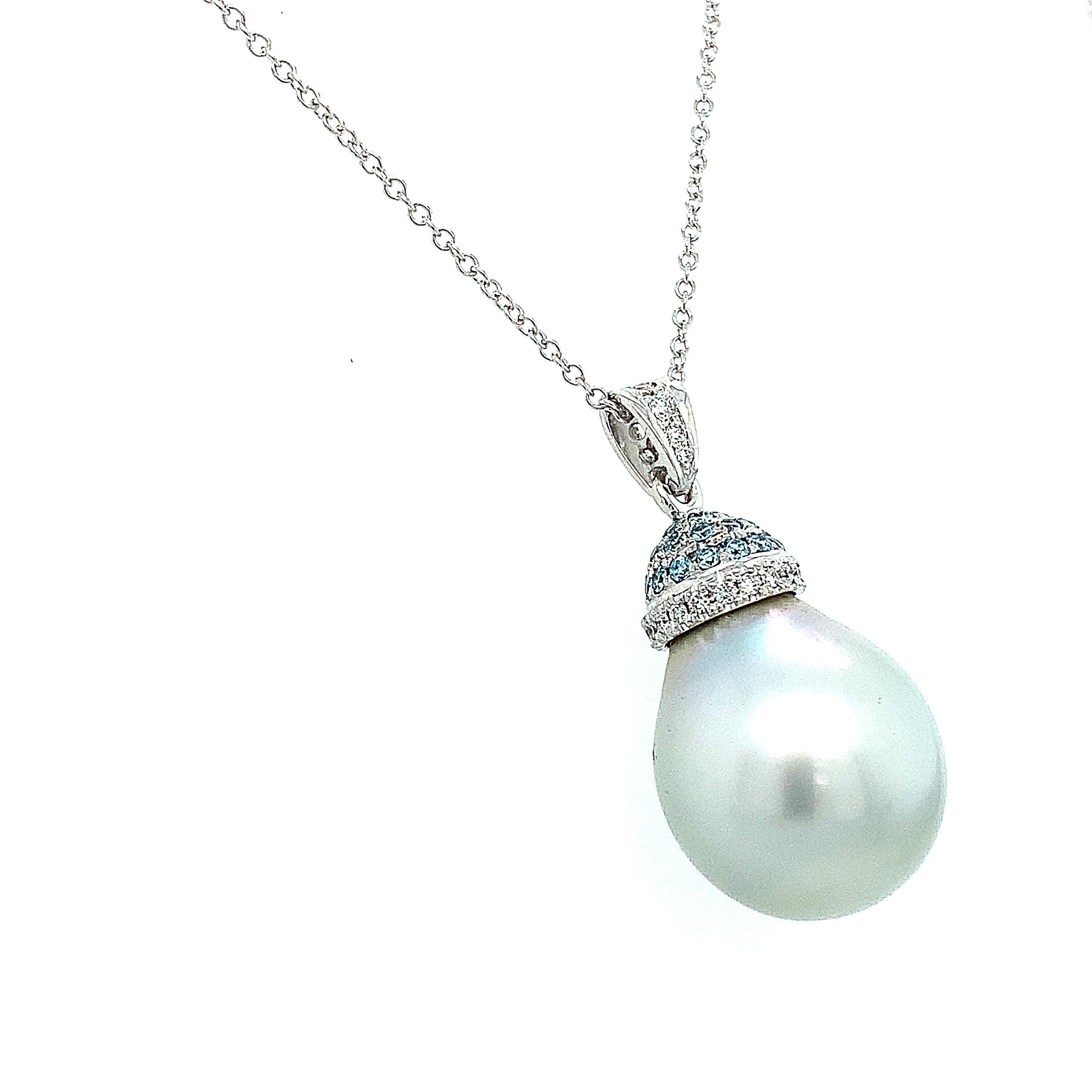 Tahitian pearl and diamonds pear art deco drop pendant 18k white gold In New Condition For Sale In London, GB