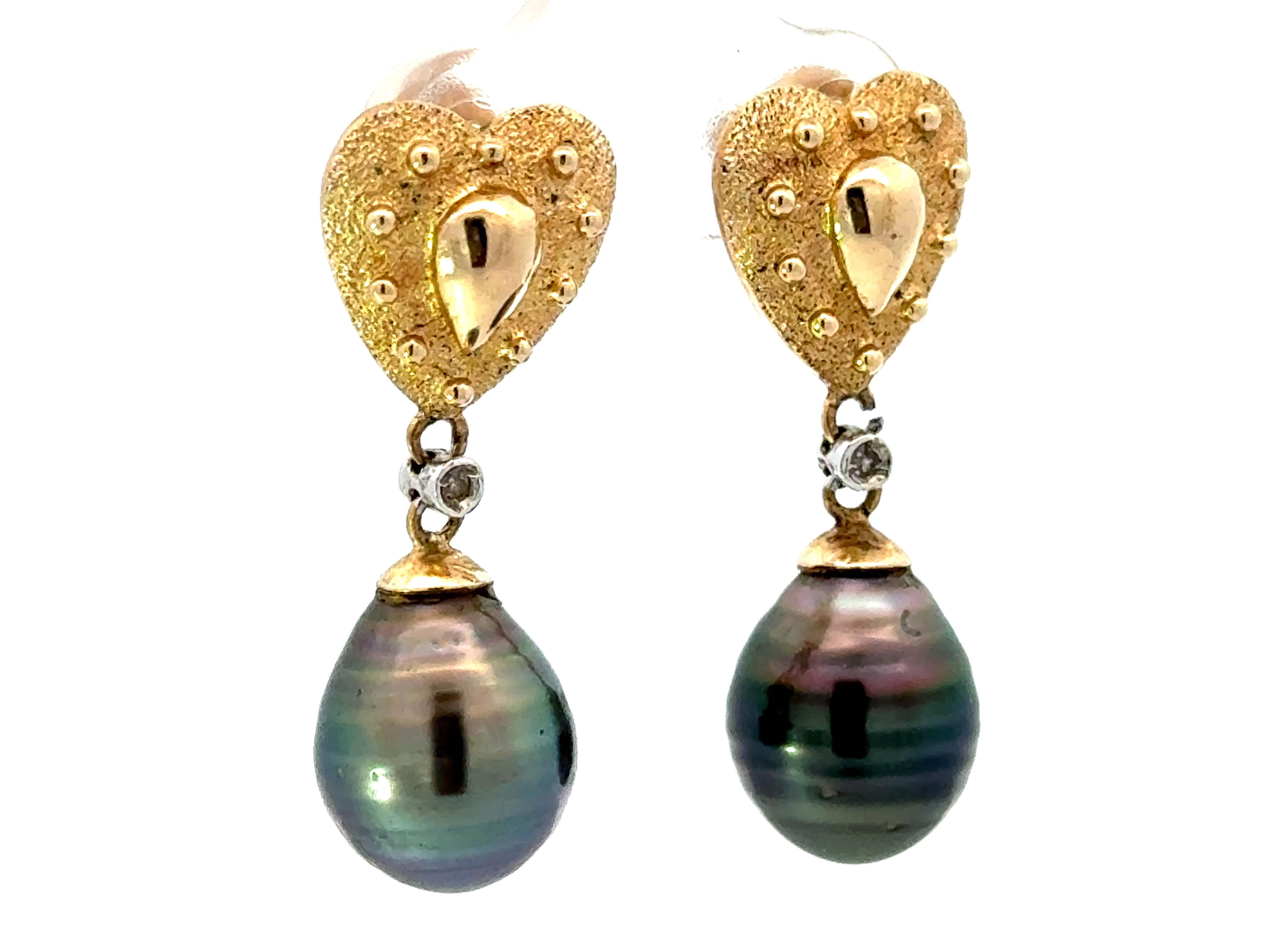 Modern Tahitian Pearl and Yellow Gold Heart Earrings 14K Yellow Gold For Sale