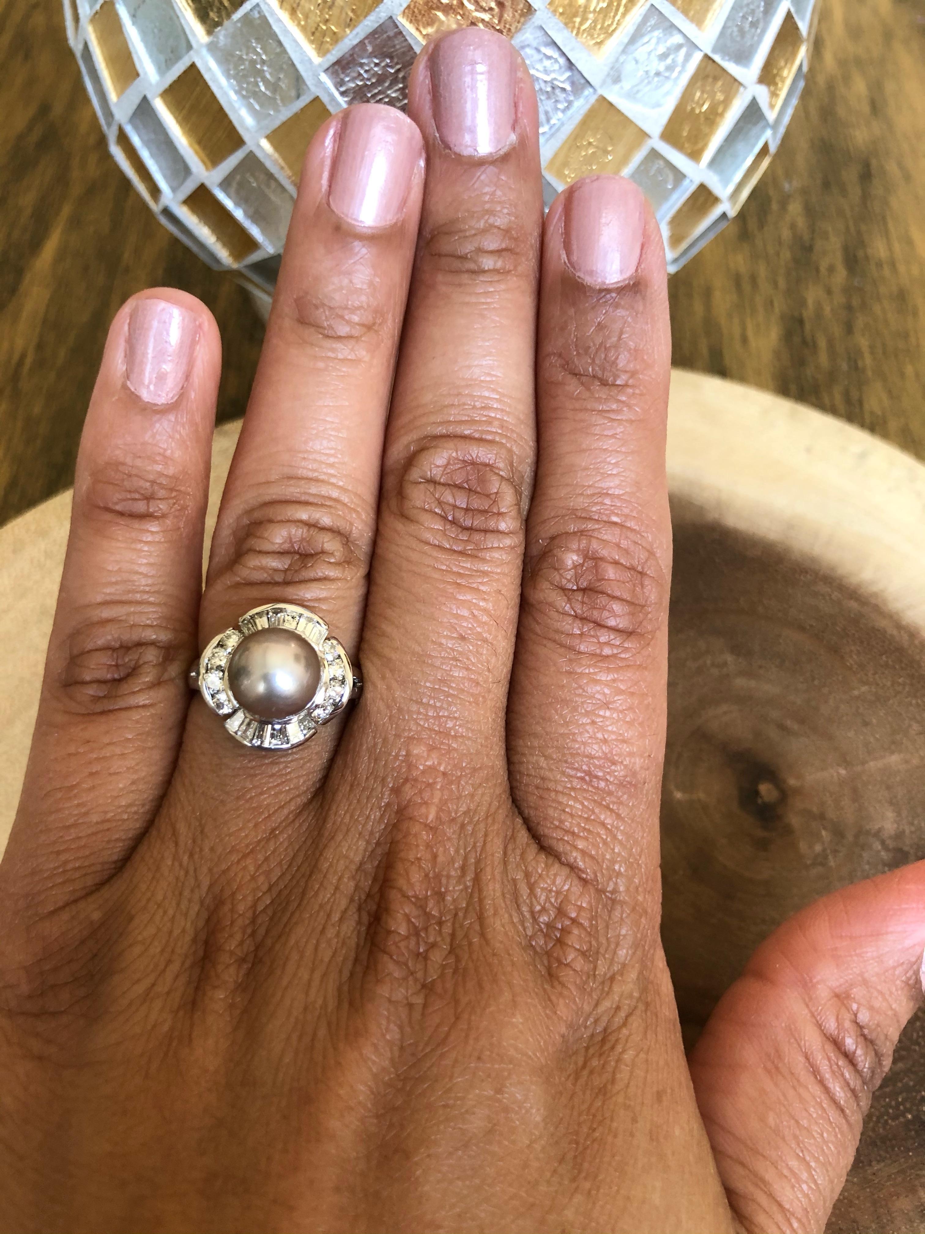 Round Cut Tahitian Pearl Baguette Diamond 14 Karat White Gold Ring For Sale