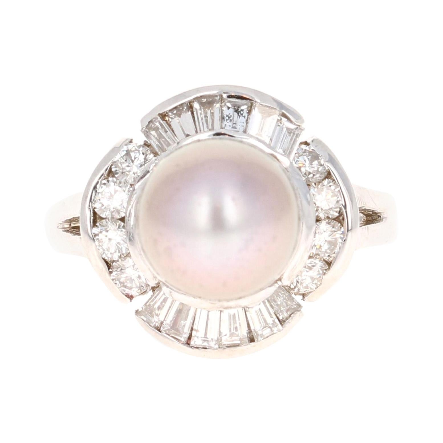 Ring aus 14 Karat Weißgold mit Tahiti-Perlen und Baguette-Diamant