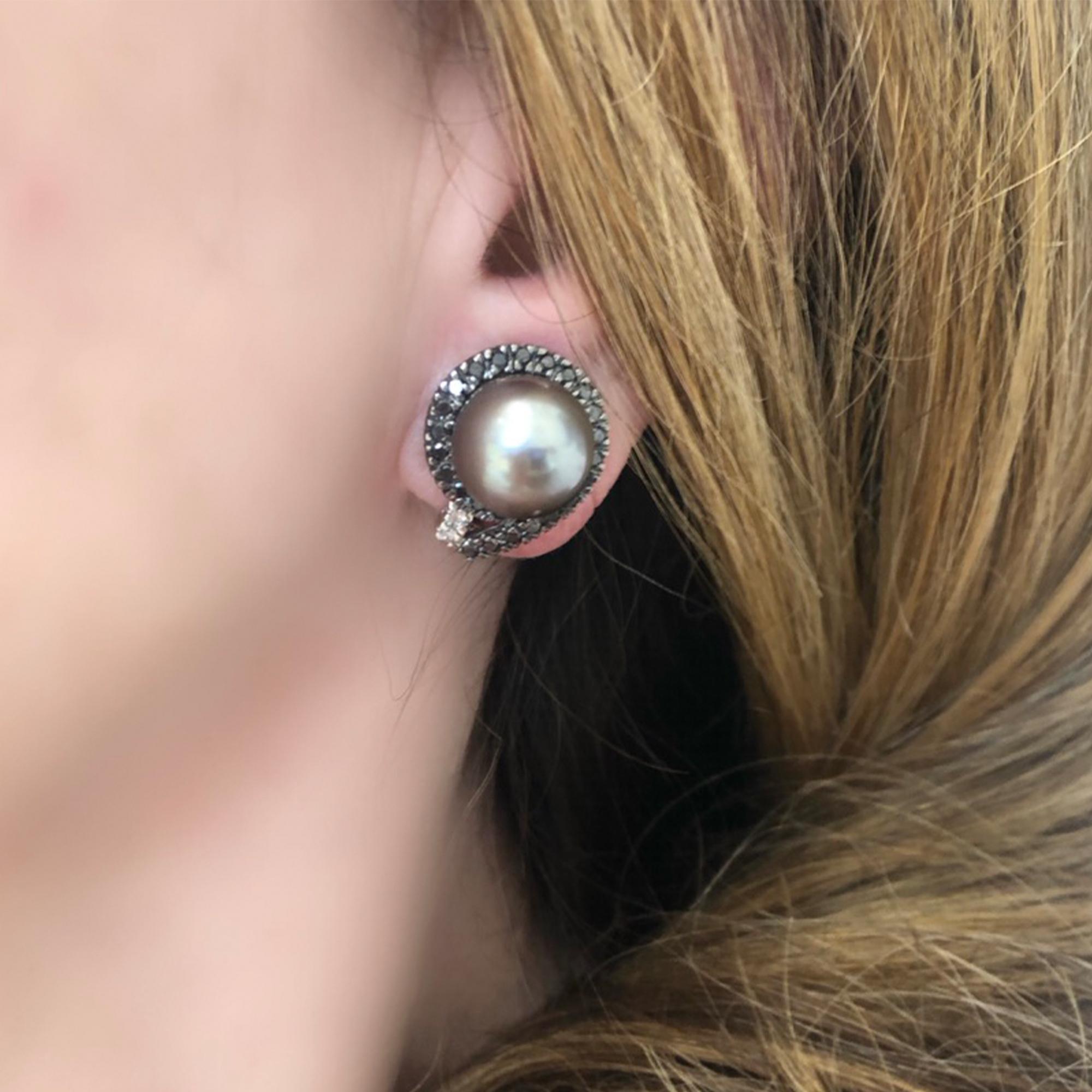 Women's or Men's Tahitian Pearl, Black and White Diamond Clip on Earrings For Sale