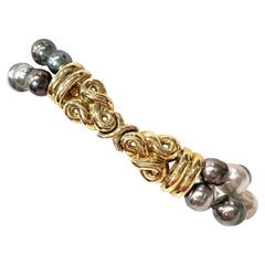 Tahitian Pearl Bracelet with Mixed Sizes & Colors and 18K Gold Centerpiece