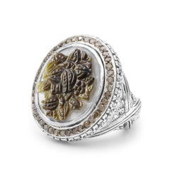 Cameo di perla tahitiana con diamanti champagne da 0,75 carati in argento sterling