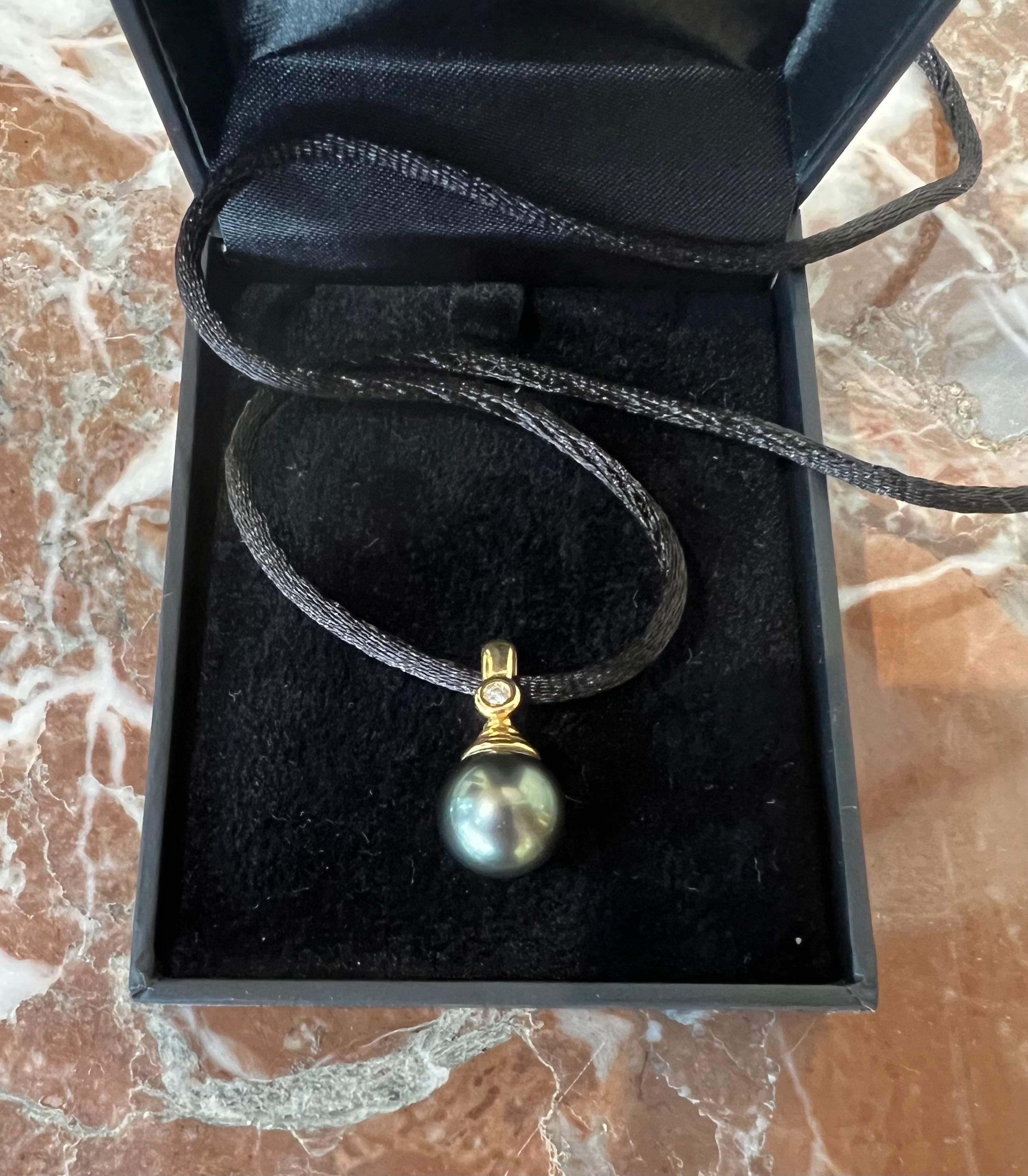 Tahiti-Perlen-Diamant-Anhänger aus 18 Karat Gelbgold Damen