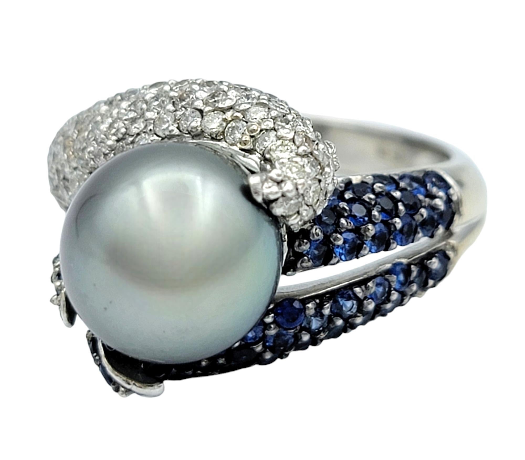 Anello bypass con perla di Tahiti, diamante e zaffiro in oro bianco 14 carati In condizioni buone in vendita a Scottsdale, AZ