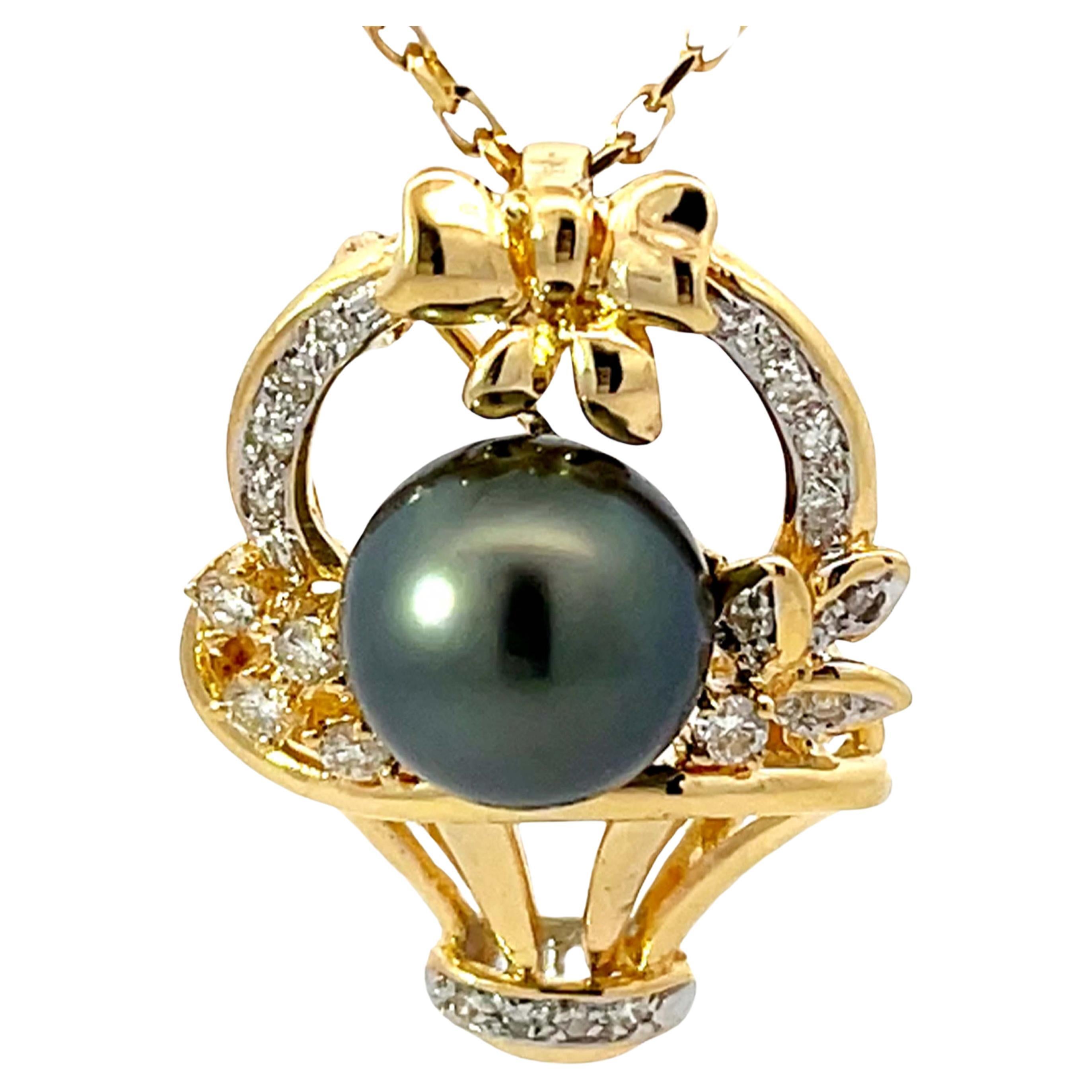 Tahitian Pearl Diamond Basket Pendant Necklace Solid 18k Yellow Gold For Sale