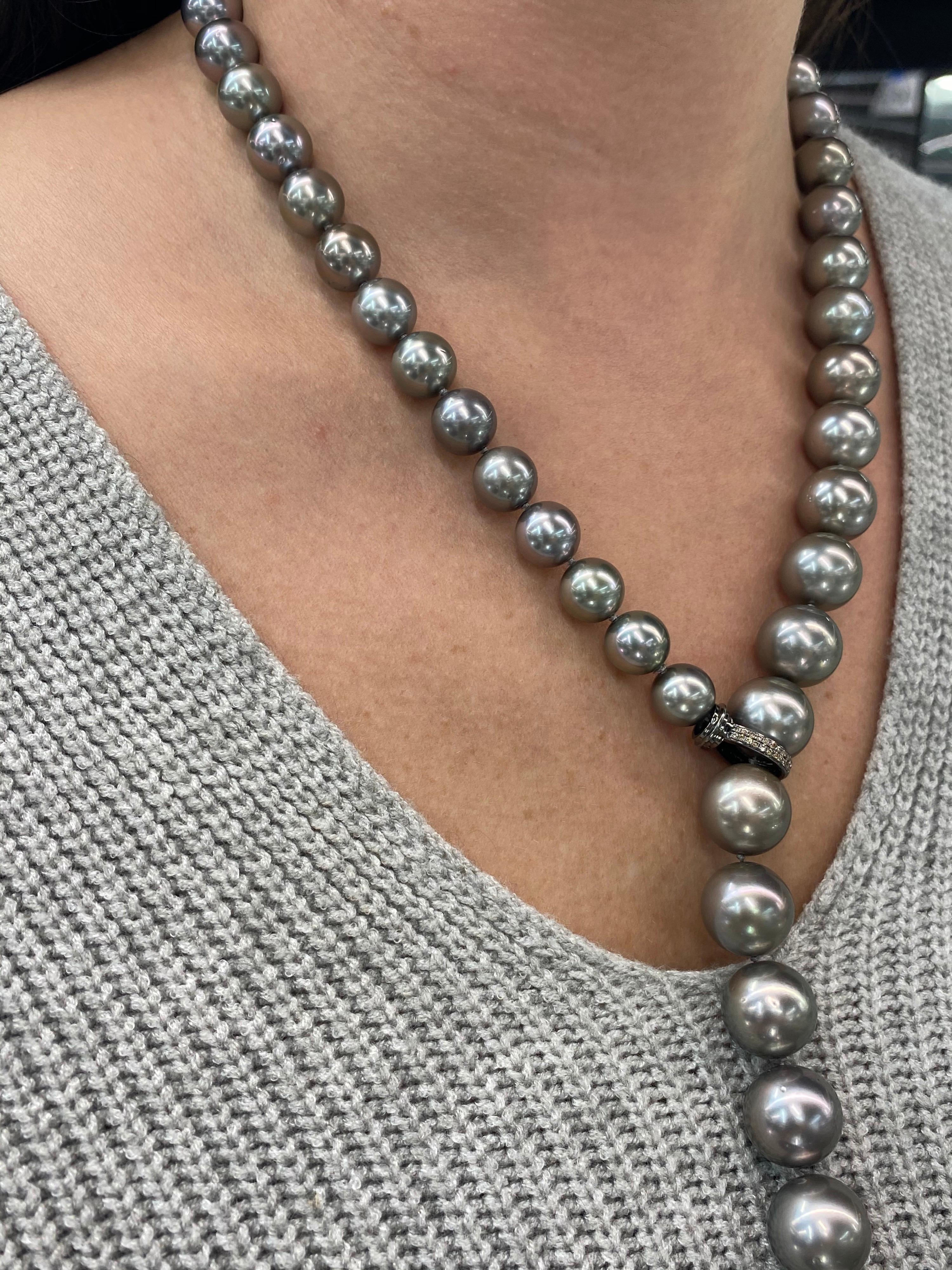 Tahitian Pearl Diamond Clasp Necklace White Gold In New Condition In New York, NY