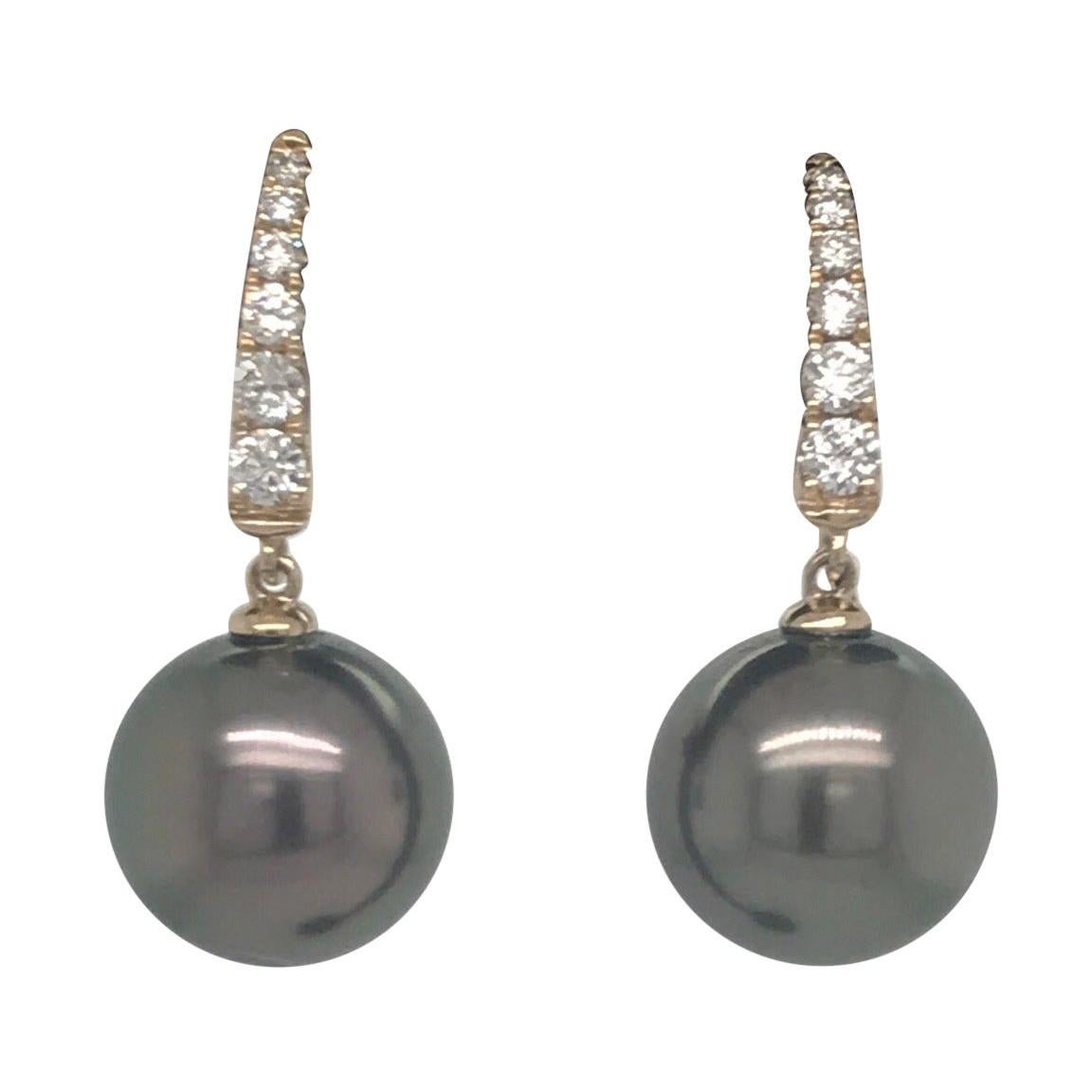 Tahitian Pearl Diamond Drop Earrings 0.30 Carat 14 Karat For Sale