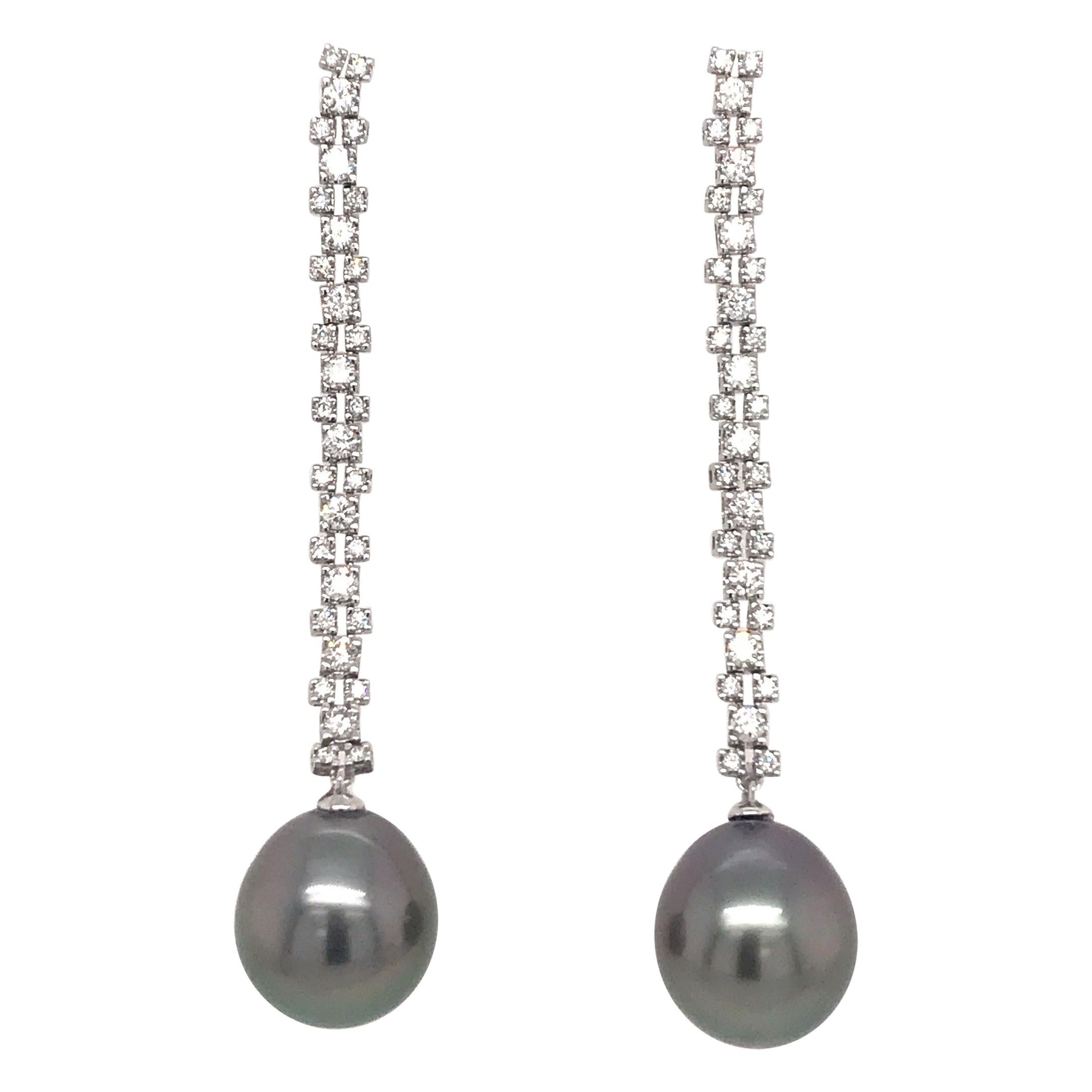 Tahitian Pearl Diamond Drop Earrings 1.08 Carat 18 Karat White Gold For Sale