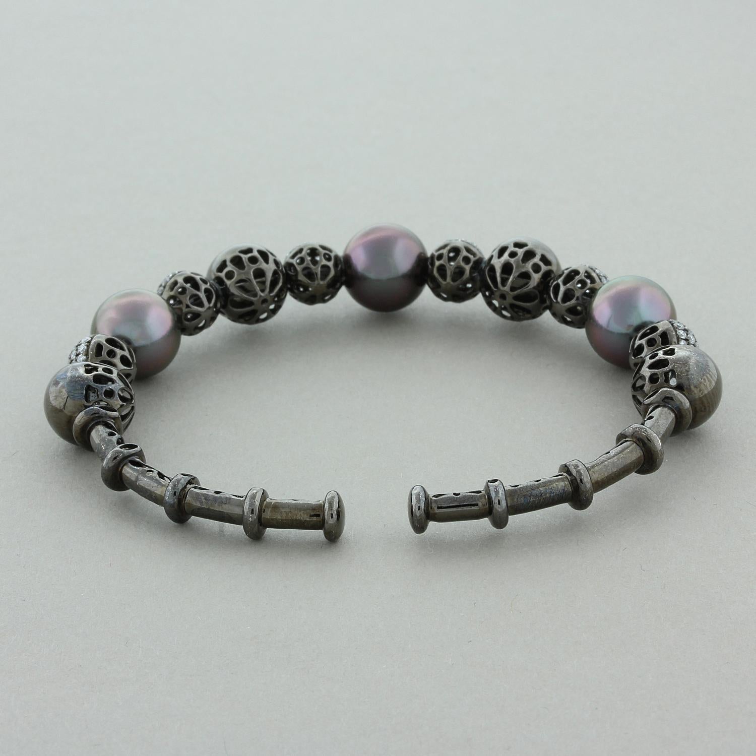 Pulsera de oro con perlas de Tahití y diamantes en Nuevo estado para la venta en Beverly Hills, CA
