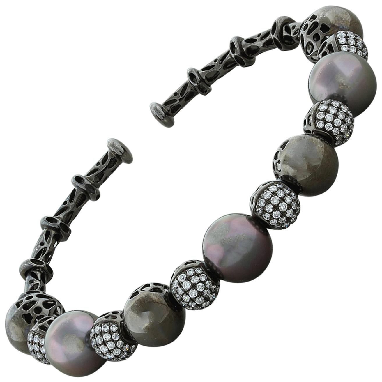 Tahiti-Perlen-Diamant-Gold-Manschettenarmband im Angebot