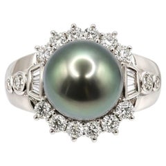 Anillo halo de diamantes y perlas de Tahití, perla de 10-11 mm, diamantes de 0,82 ct, oro blanco de 18 quilates