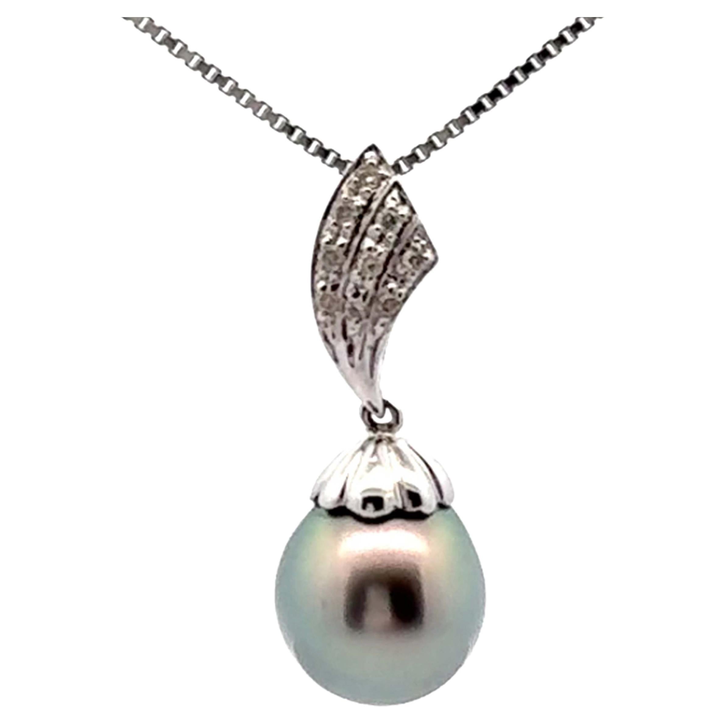 Tahitian Pearl Diamond Pendant Necklace 14k and 18k White Gold For Sale
