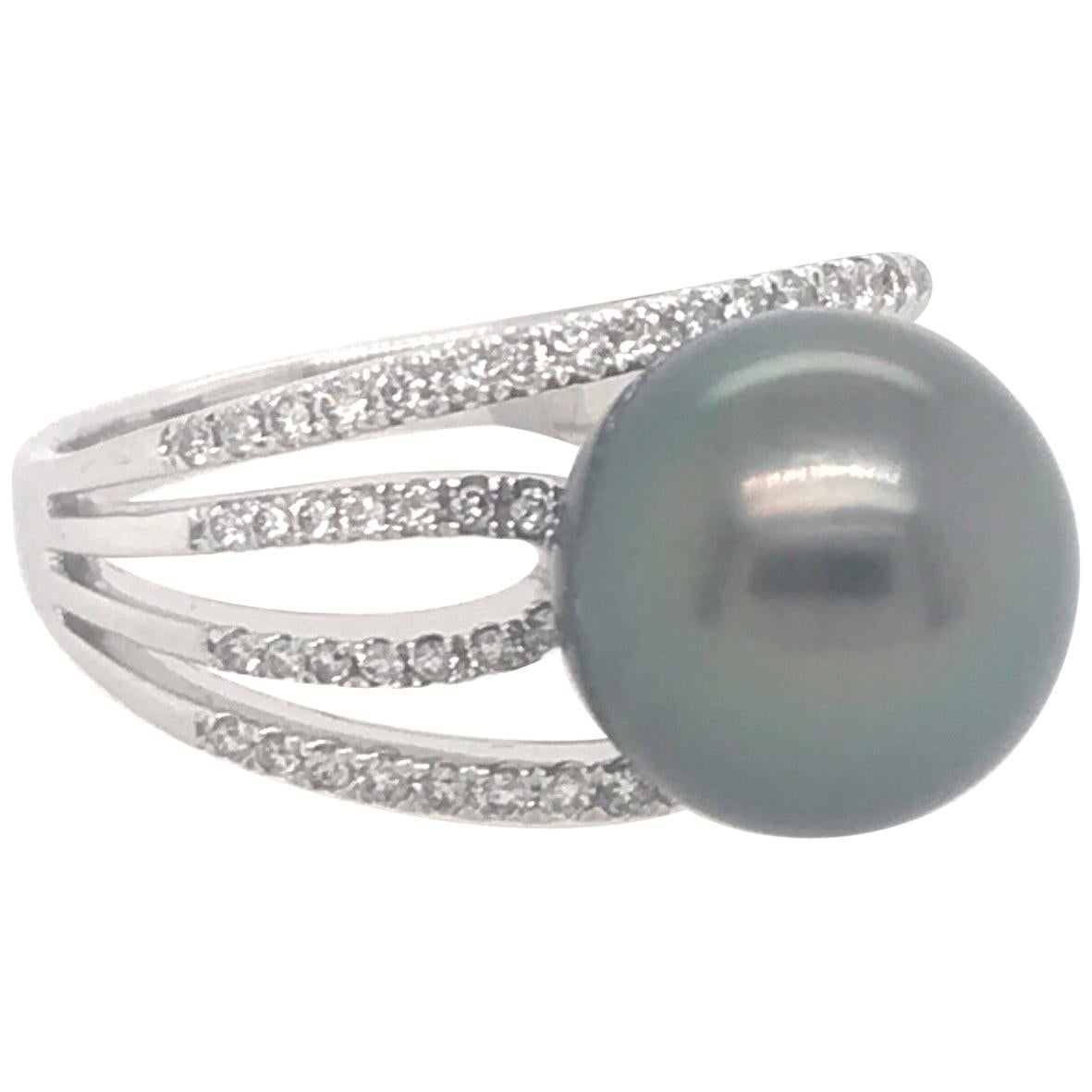 Tahitian Pearl Diamond Ring 0.33 Carats 18 Karat