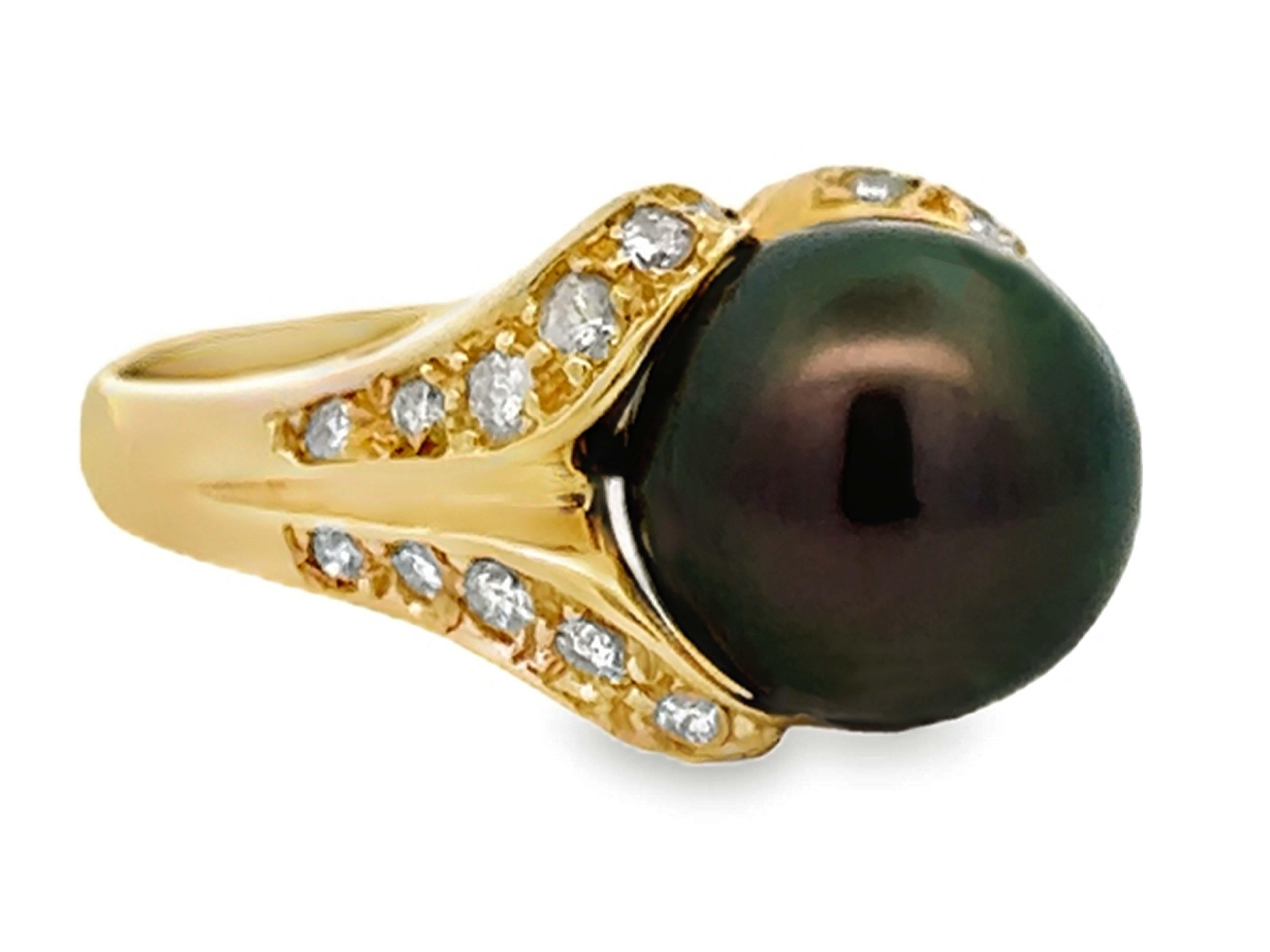Round Cut Tahitian Pearl Diamond Ring 14K Yellow Gold For Sale