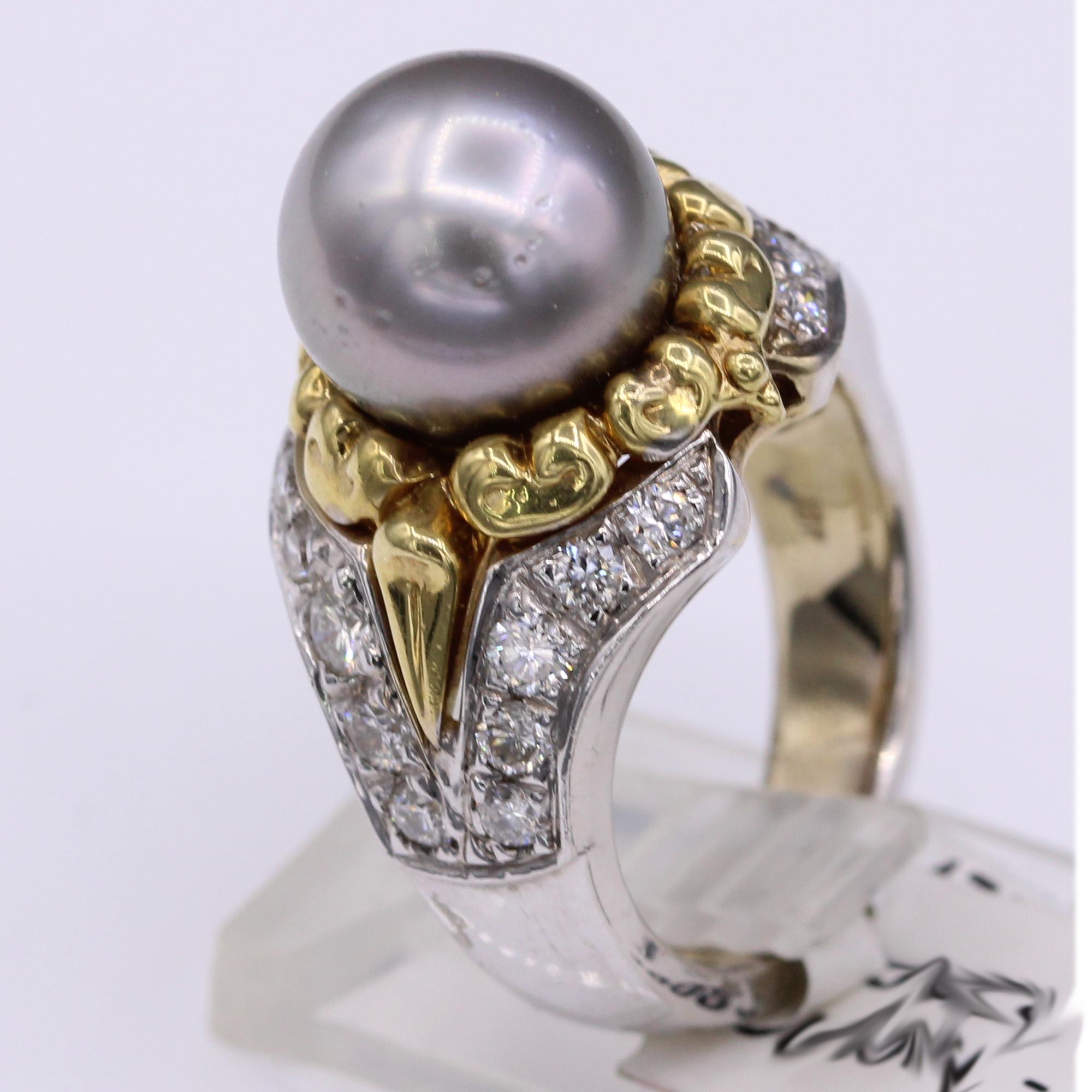 Tahitian Pearl & Diamond Ring 18 Karat Gold Tahitian Pearl Ring Two Tone Gold For Sale 4