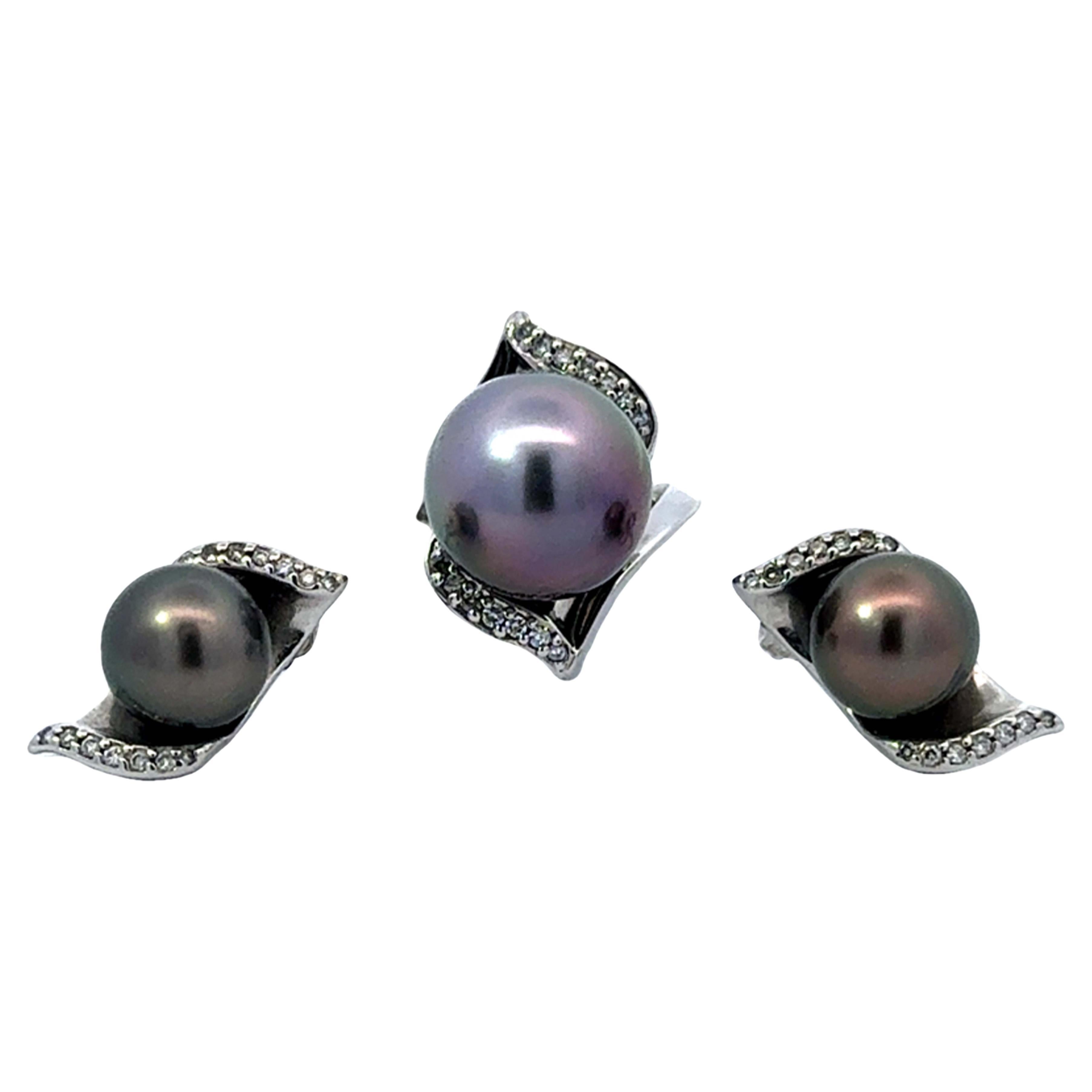 Tahitian Pearl Diamond Ring and Matching Earrings Set 14K White Gold For Sale