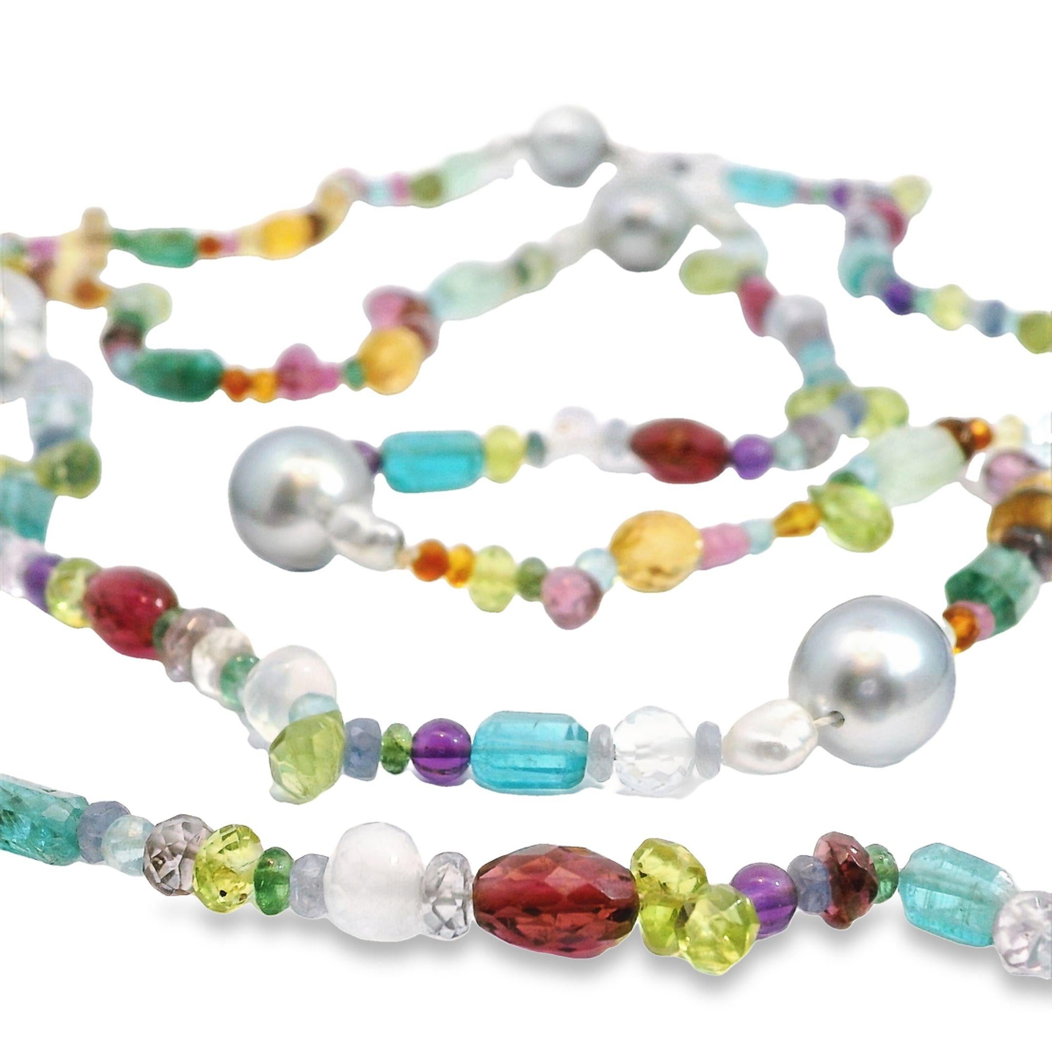 Perlina Collana di perle tahitiane multicolore con perline lunghe e chiusura a 18 carati, Lynn Kathyrn Miller in vendita