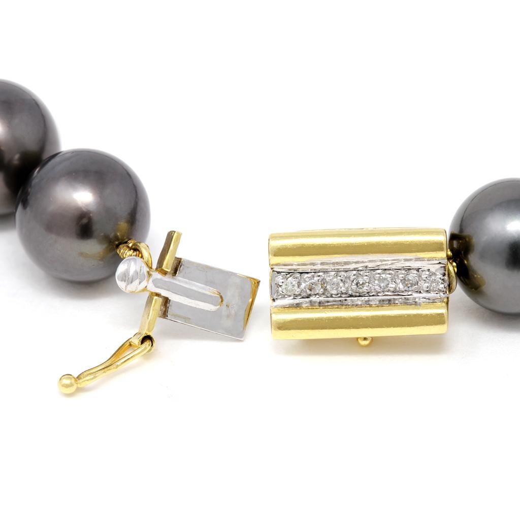 are black pearls natural