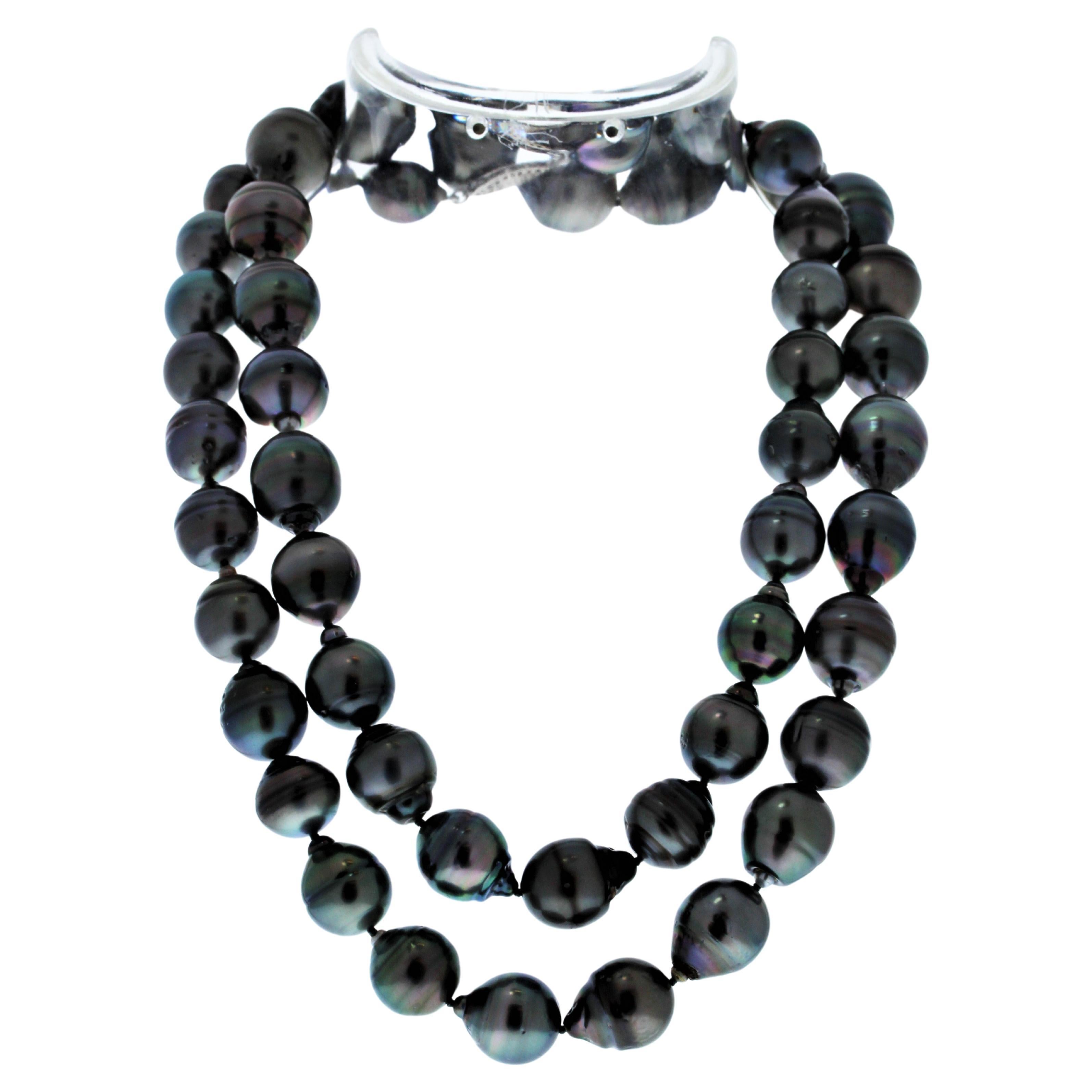 Tahitian Pearl Necklace in 14K White Gold