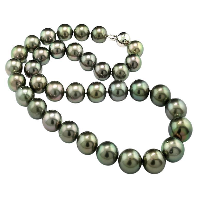 Tahitian pearl Necklace silvery gray peacock hues 11-13.7 mm  white gold clasp For Sale