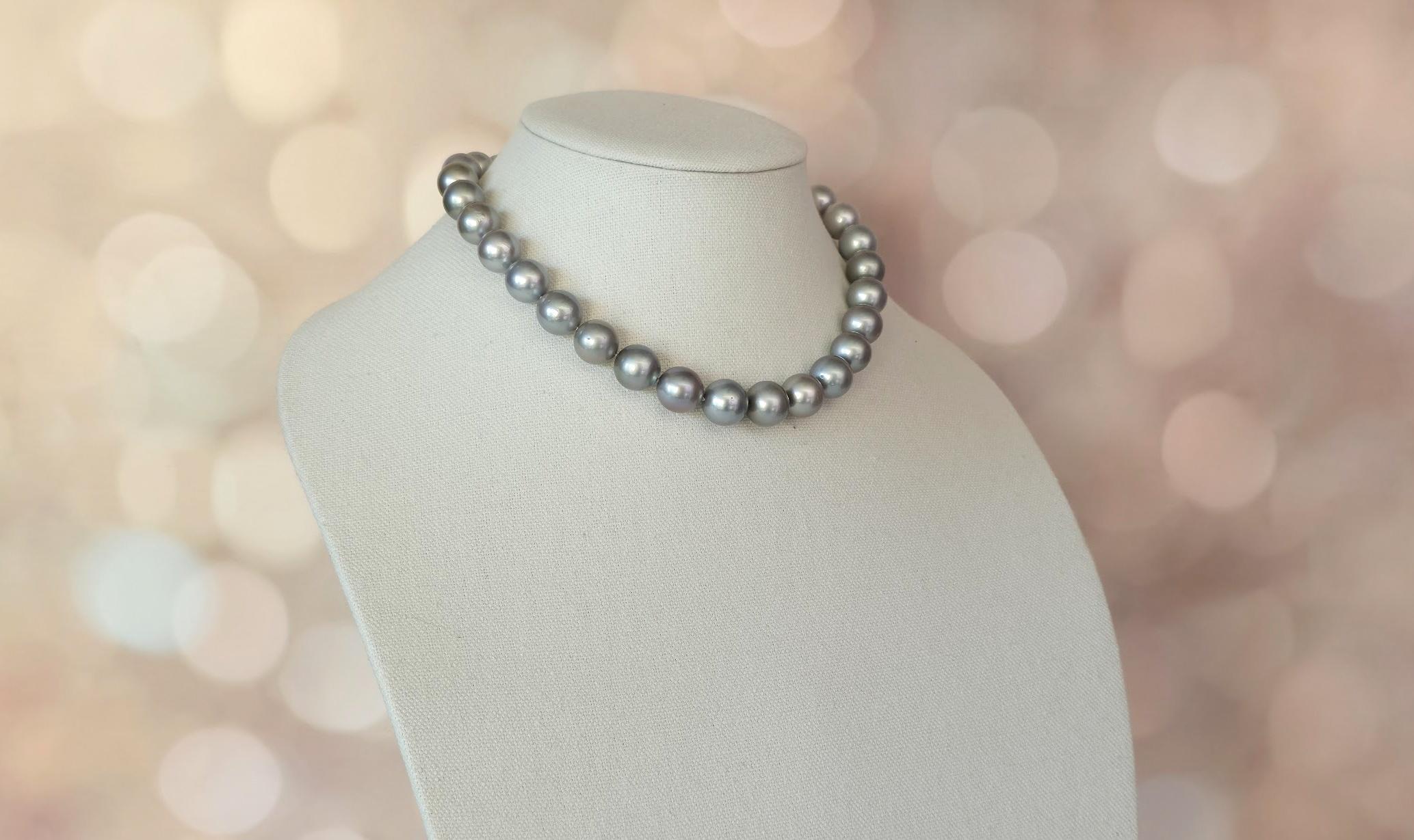 Tahiti-Perlenkette mit Verschluss aus 14 Karat Weißgold im Angebot 4