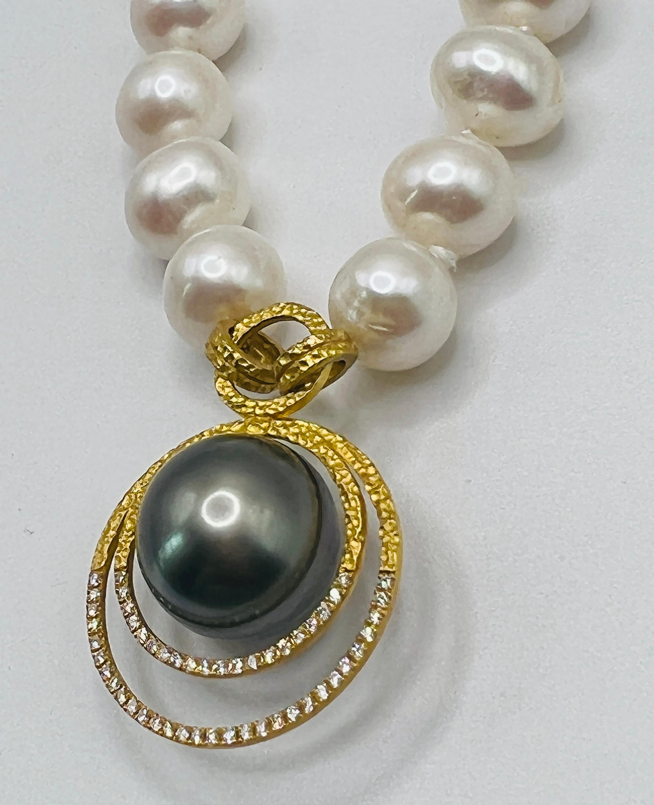Artisan Tahitian Pearl Necklace with 22k Gold and Diamonds For Sale