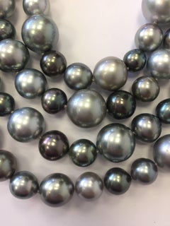 Tahitian Pearl Necklace with White Diamond Clasp in 18 Karat White Gold