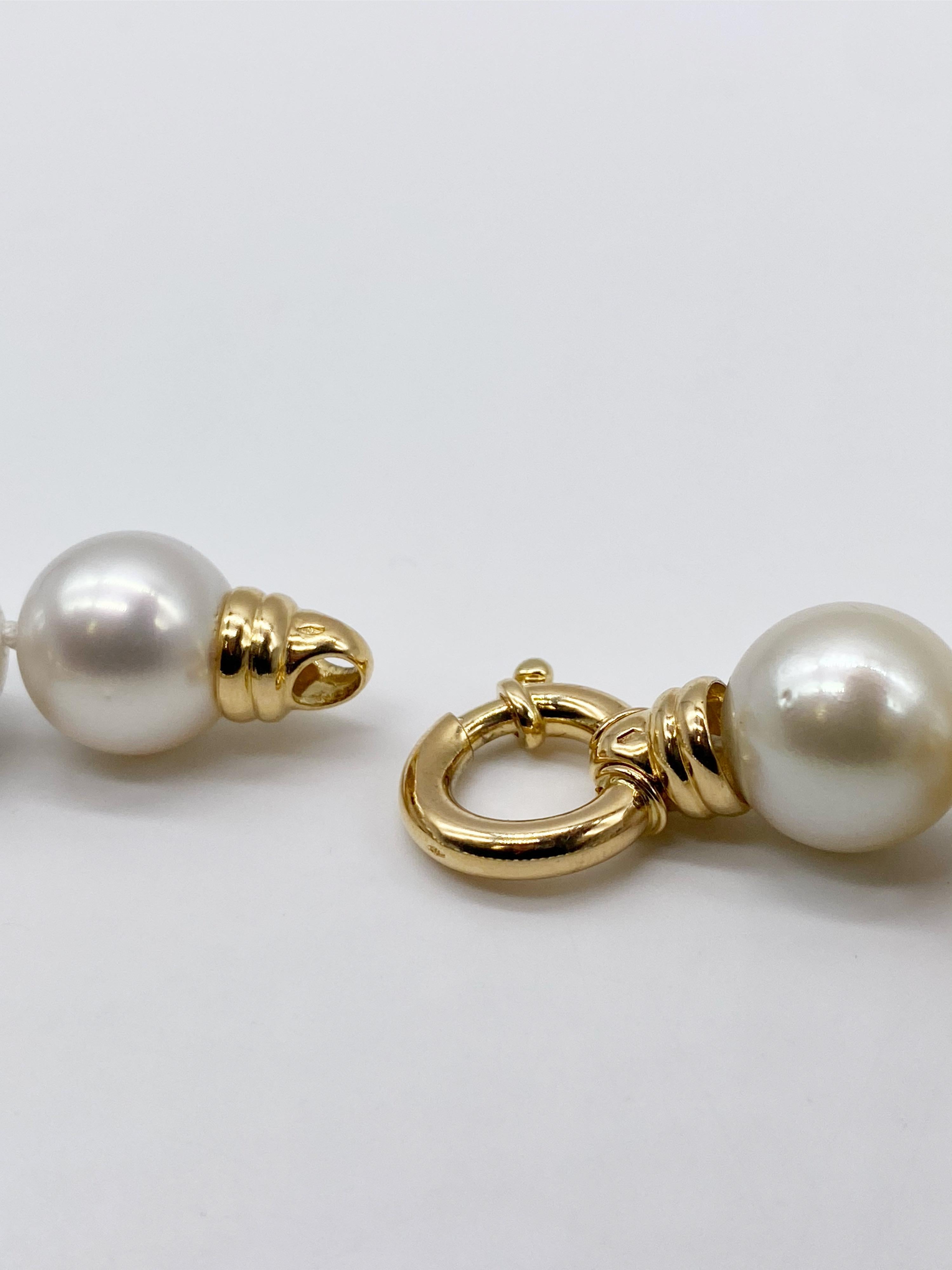 Perle Collier de perles de Tahiti en or jaune 18 carats AAA en vente