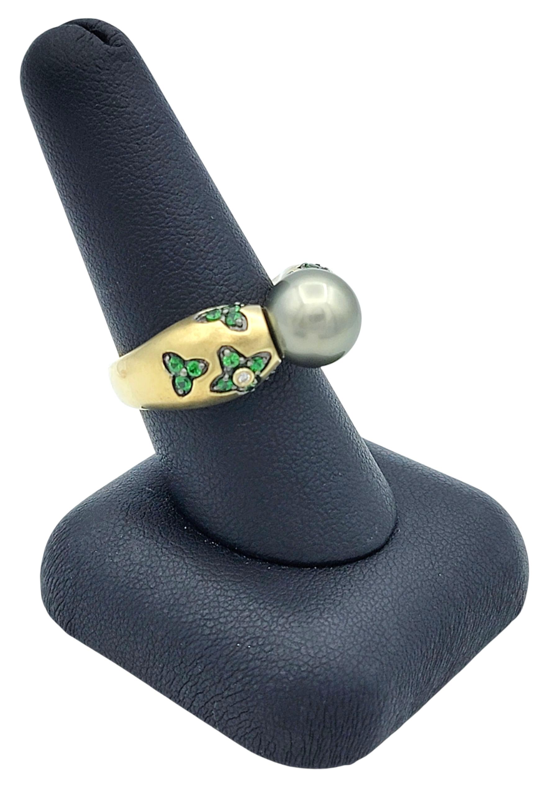Bague en or jaune 14 carats, perle de Tahiti, tsavorite et diamant, motif fleuri en vente 7