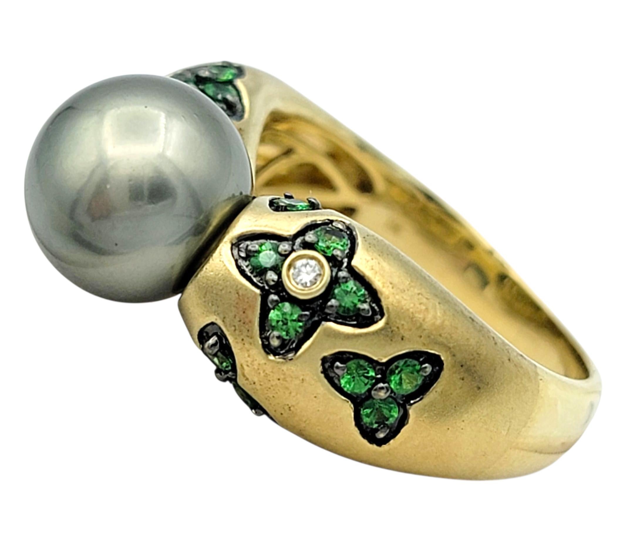 Bague en or jaune 14 carats, perle de Tahiti, tsavorite et diamant, motif fleuri Bon état - En vente à Scottsdale, AZ