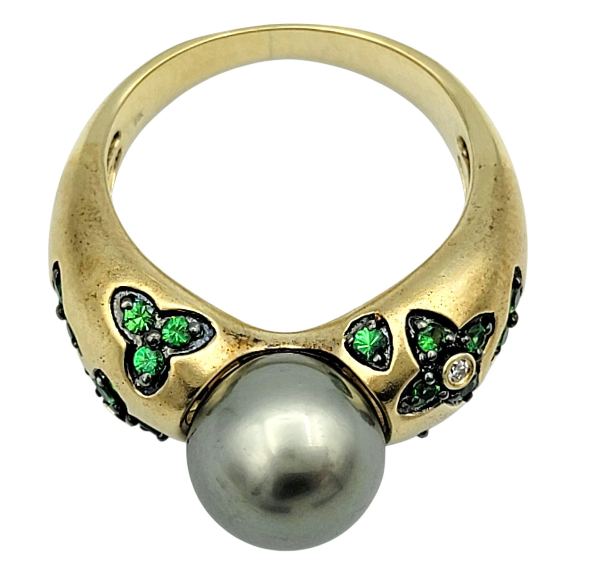 Bague en or jaune 14 carats, perle de Tahiti, tsavorite et diamant, motif fleuri en vente 1