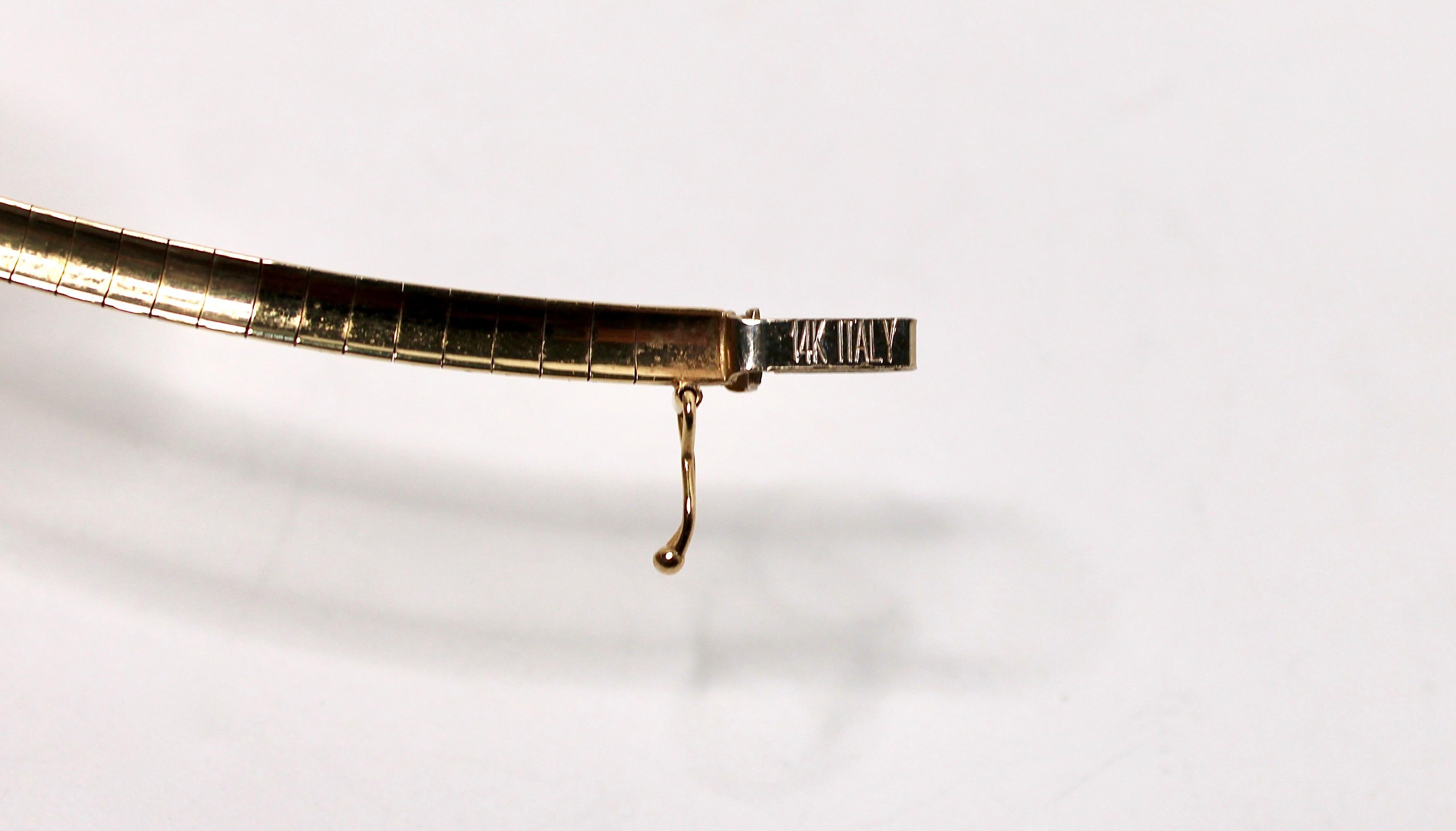 Tahitian Pearl With Diamonds 14k Gold Omega Pendant Necklace circa 1970s For Sale 6