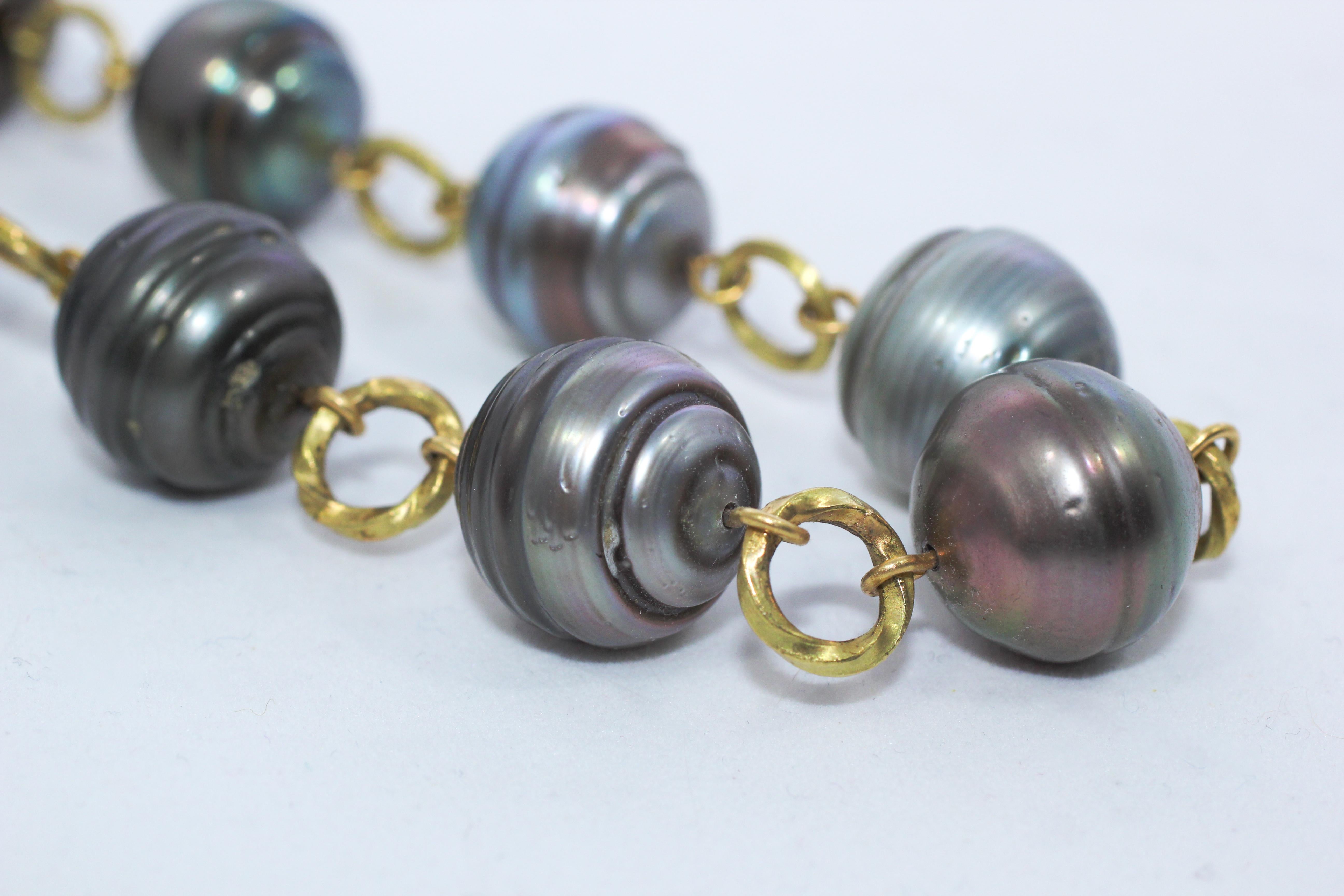 French Cut Tahitian Pearls 18 Karat Gold Beaded Link Necklace, Green Black Baroque Pearls