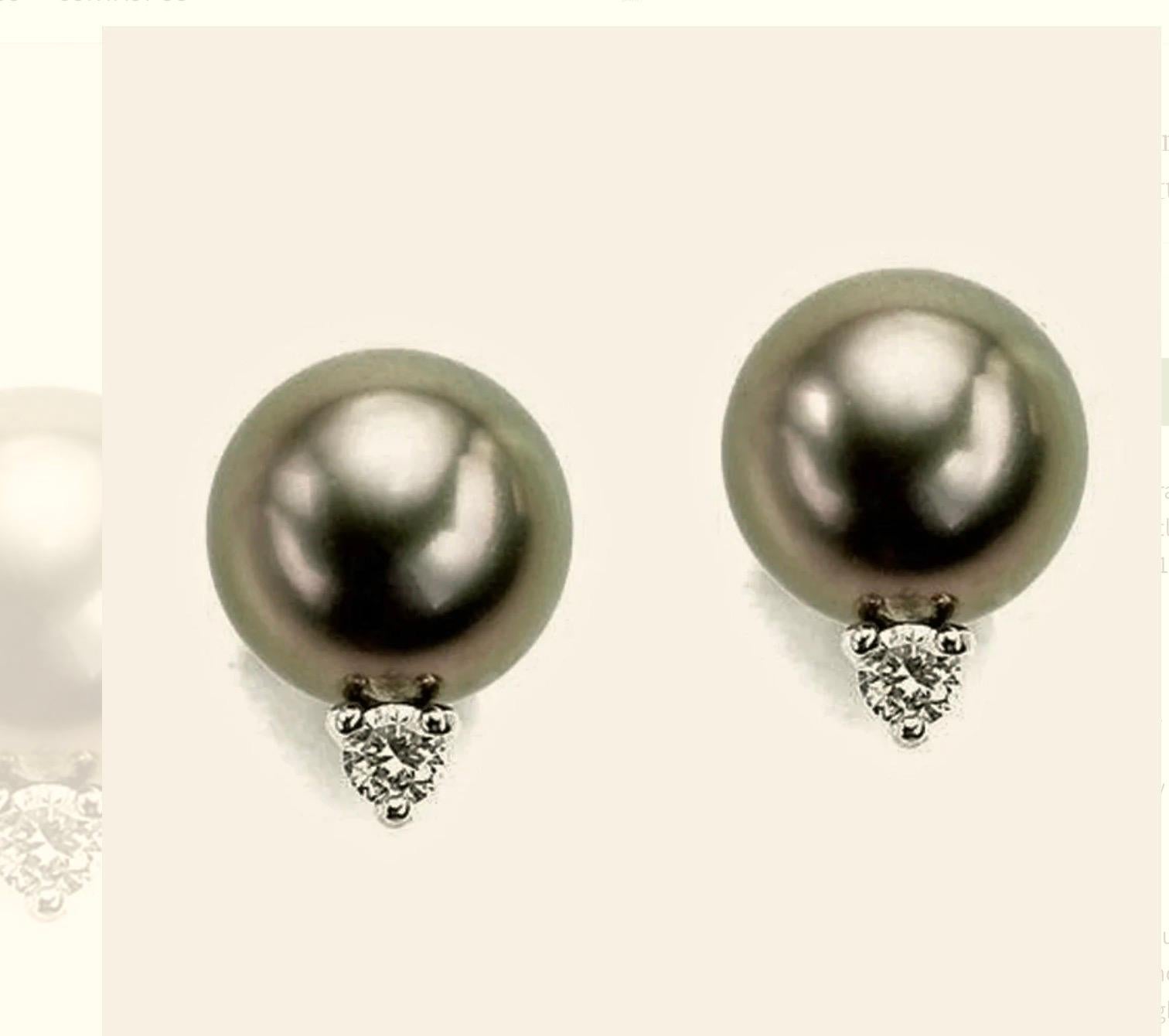 These 9.5mm natural black Tahitian pearl diamond stud earrings are perfectly round and are set in your choice of 14K yellow gold or 14K white gold. 

pearl size: 9.5mm
pearl shape: round
type; Tahitian pearl
color: black
overtone: dark grey luster