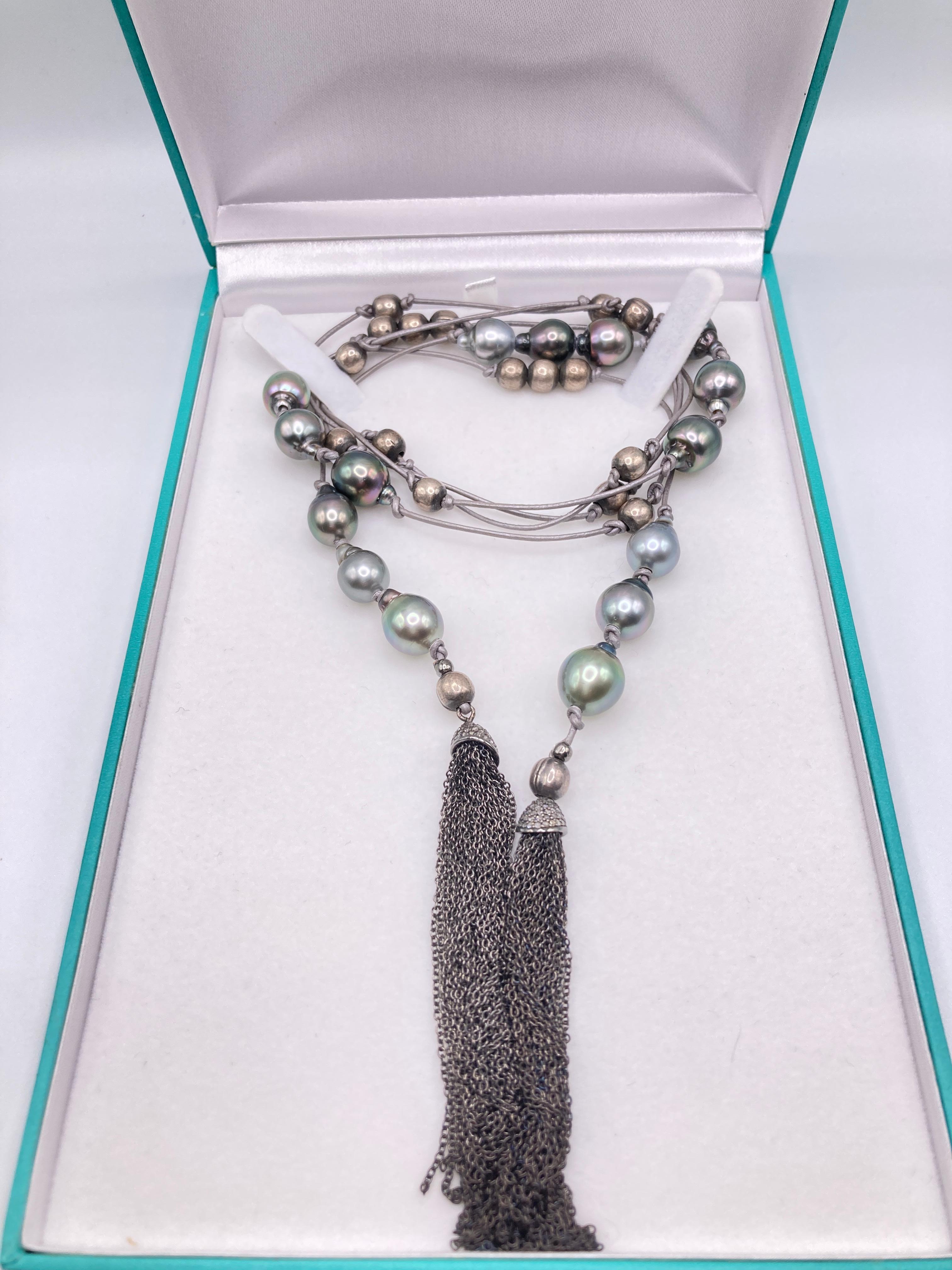 Tahitian Pearls Lariat and Diamond Tassels In New Condition For Sale In Los Angeles, CA
