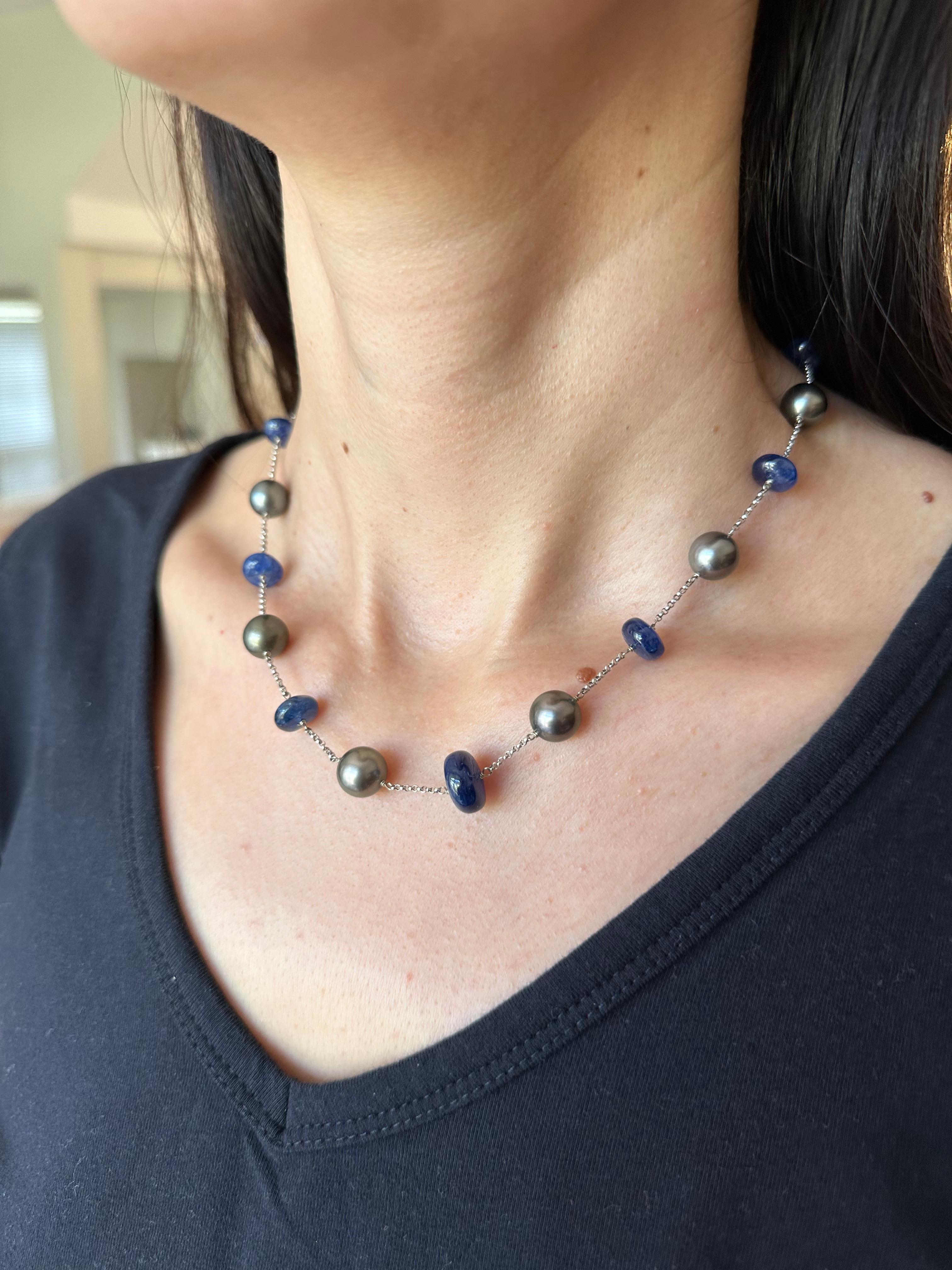 Tahitian Silver Grey Black Pearl Blue Sapphire Bead White Gold Chain Necklace For Sale 10