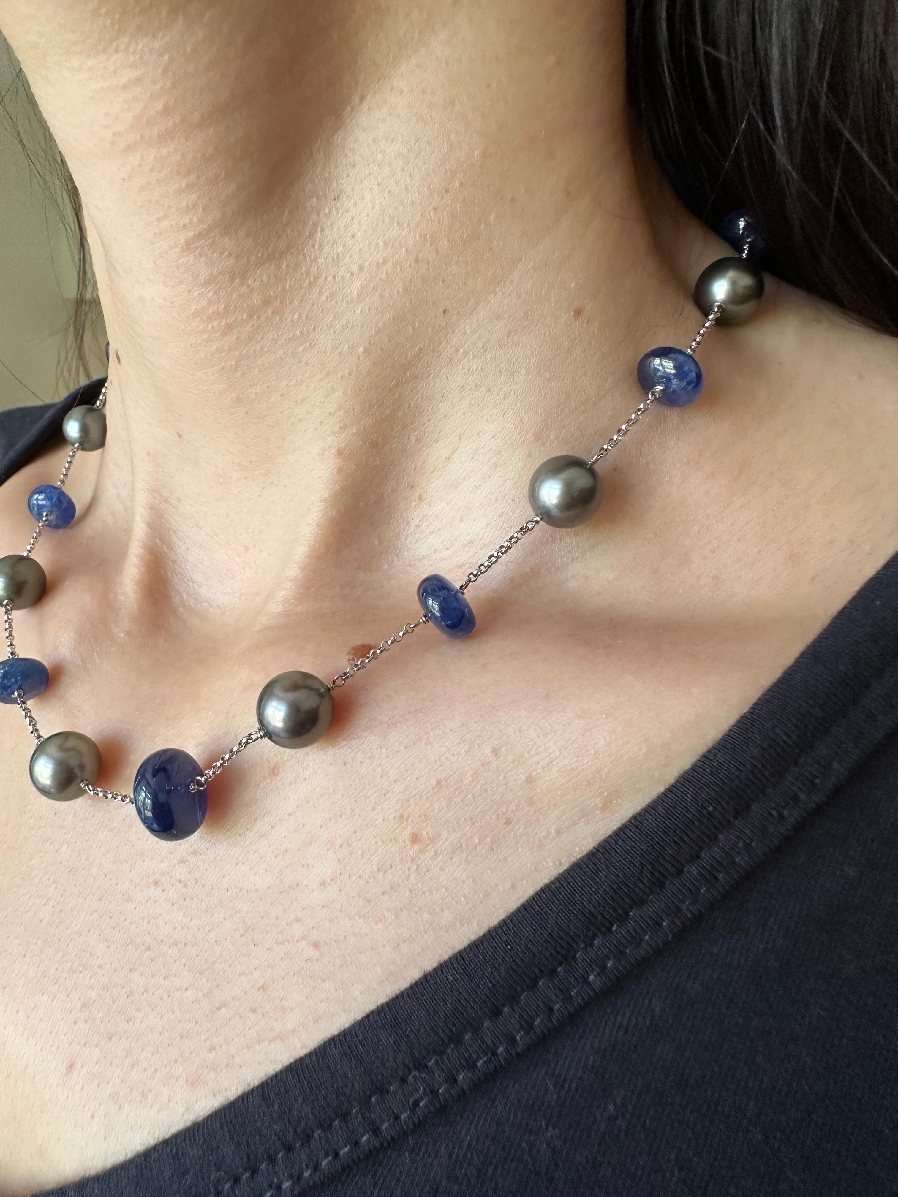 Tahitian Silver Grey Black Pearl Blue Sapphire Bead White Gold Chain Necklace For Sale 13