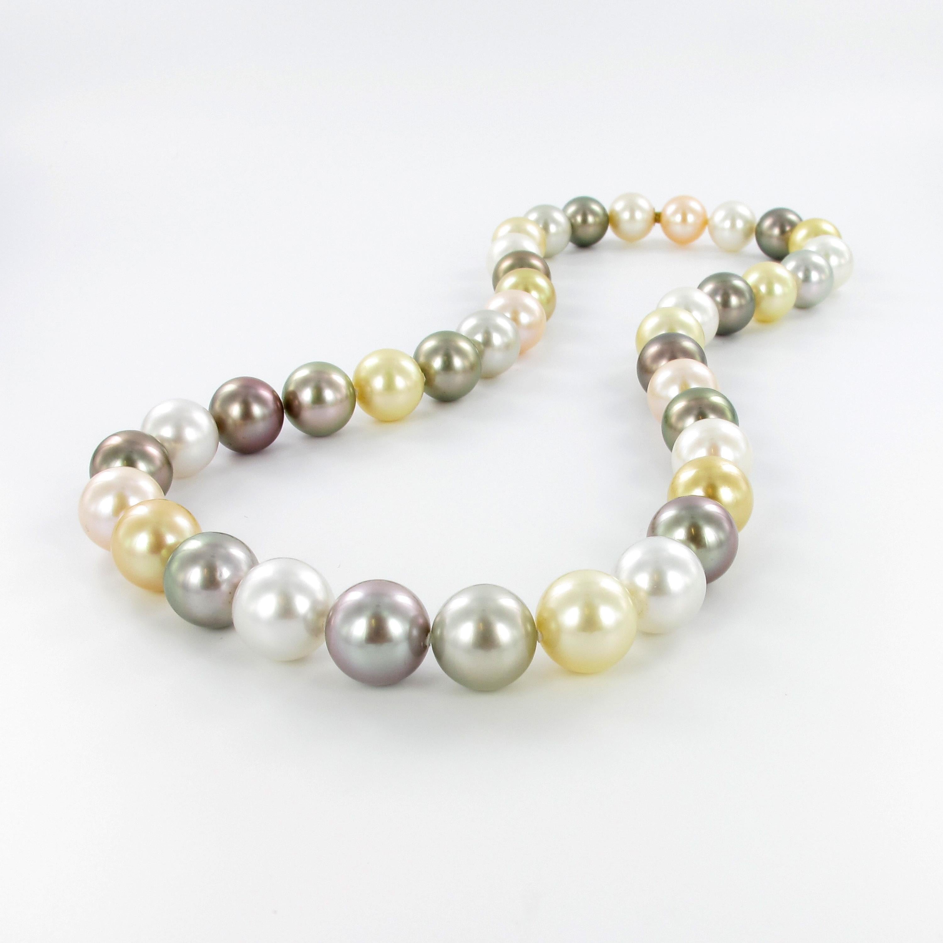 Collier de perles de culture des mers du Sud et des eaux douces de Tahiti Unisexe en vente