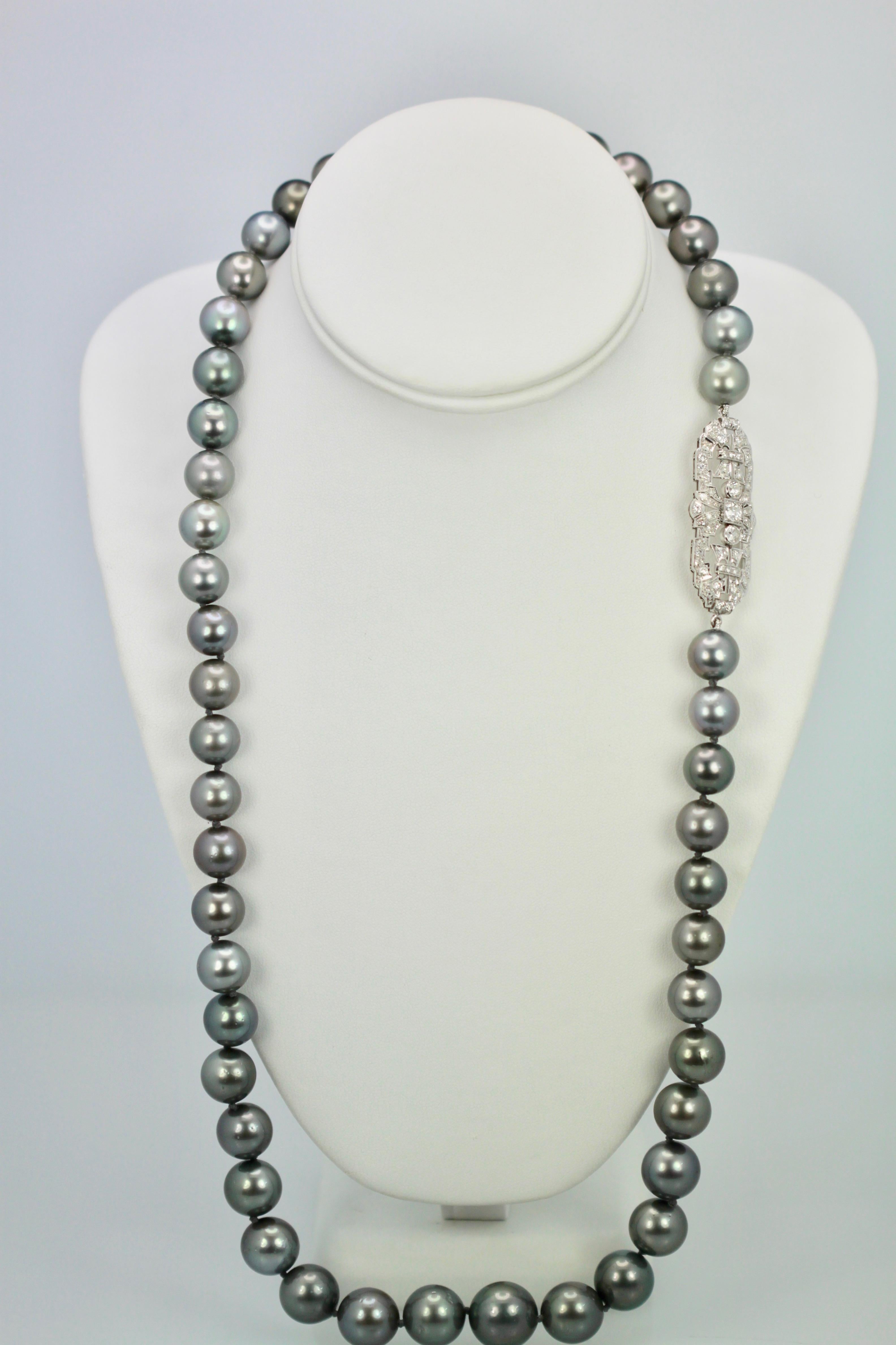Tahitian South Seas Black Pearl Necklace with Diamond Deco Plaque 3