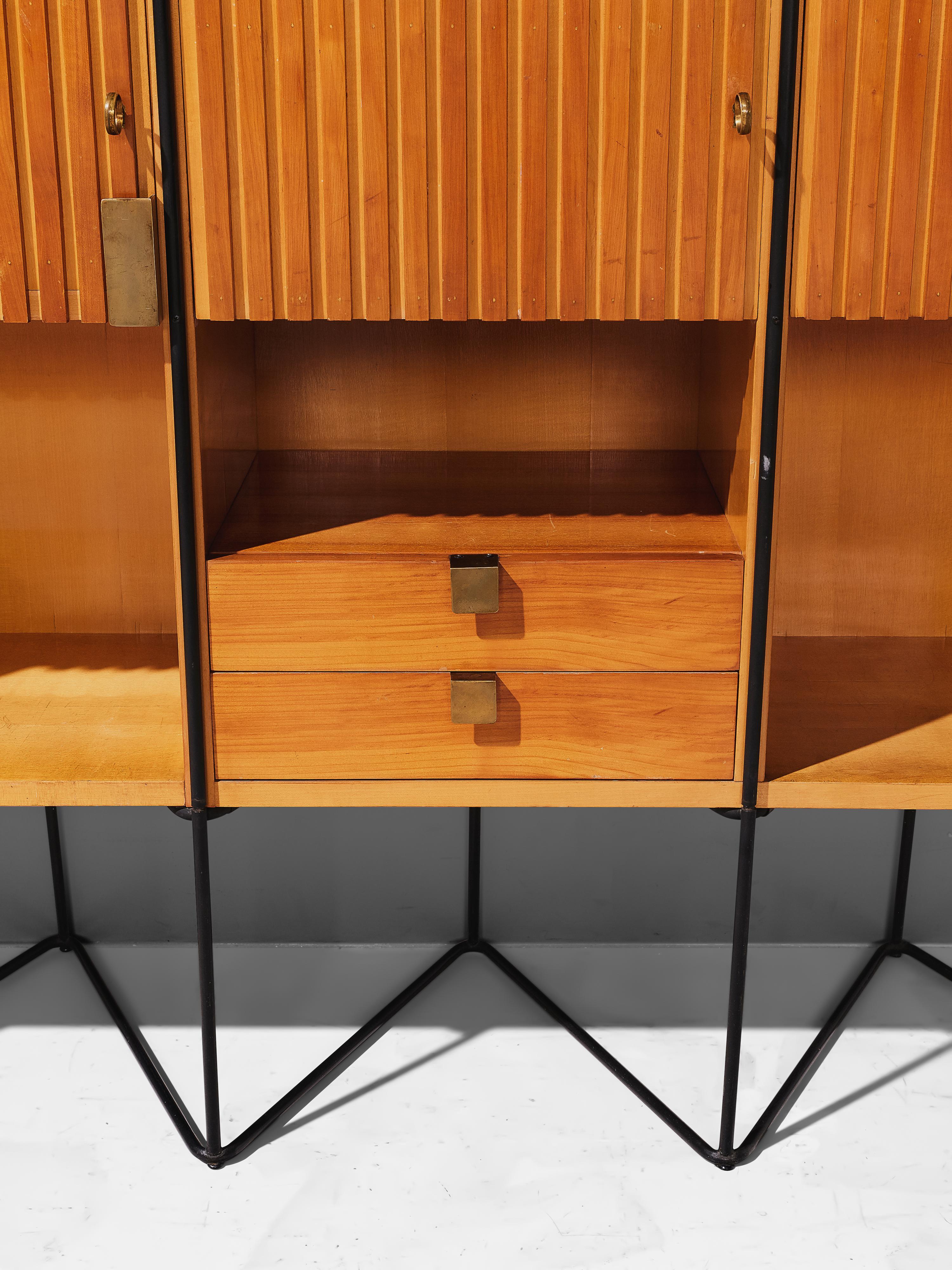 Taichiro Nakay Cabinet in Maple and Mahogany 4